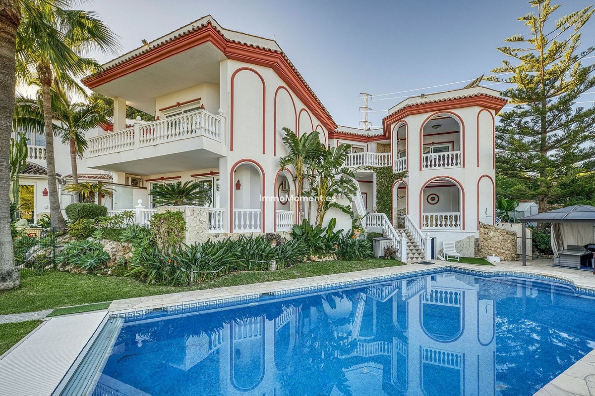 Resale - Detached villa - Marbella - Hacienda Las Chapas