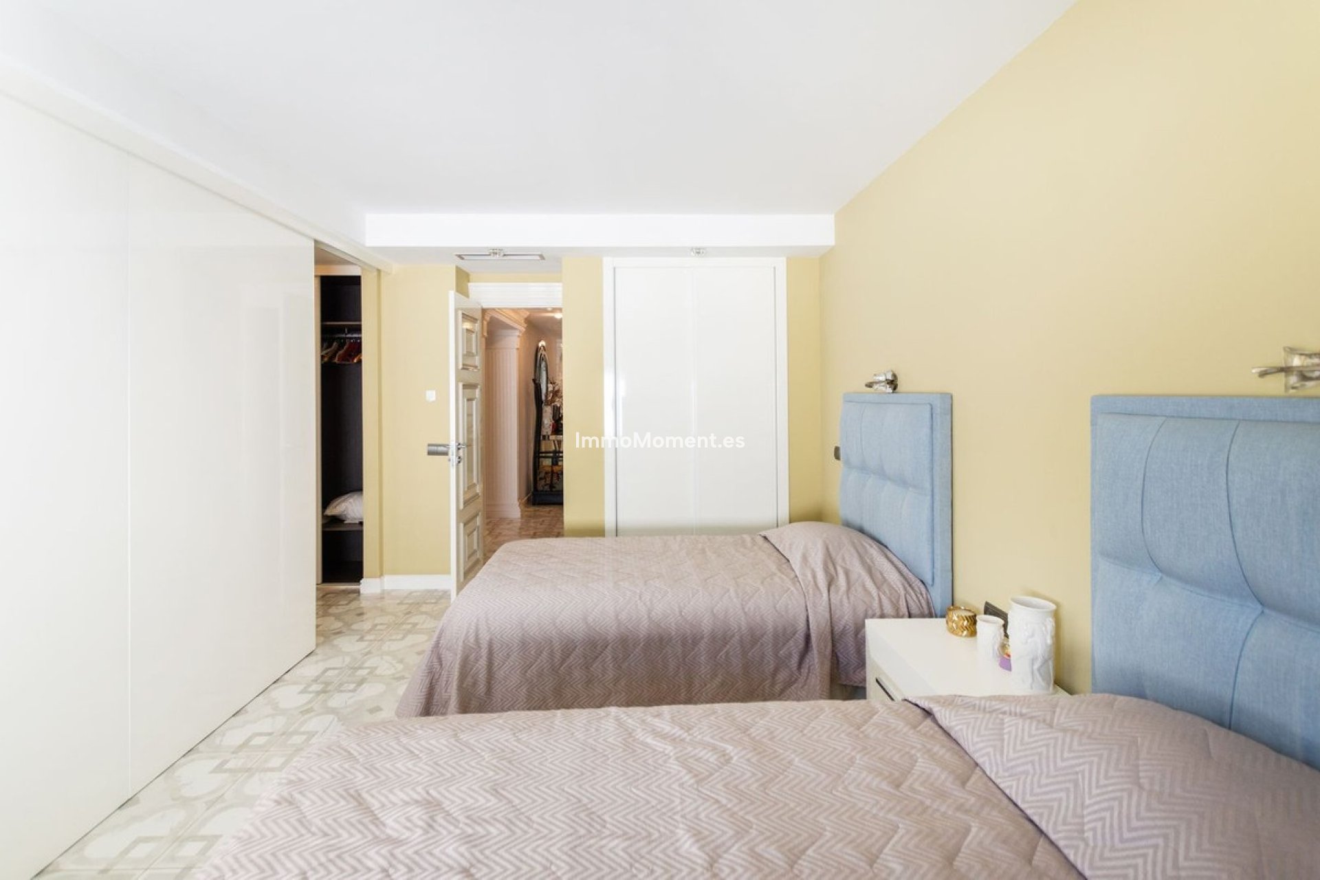 Resale - Detached villa - Marbella - Hacienda Las Chapas