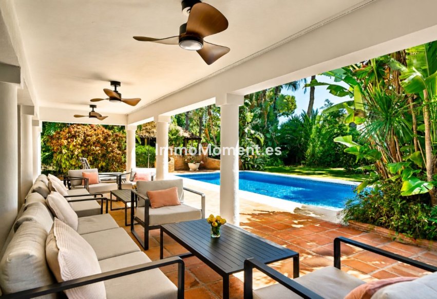 Resale - Detached villa - Marbella - Hacienda Las Chapas