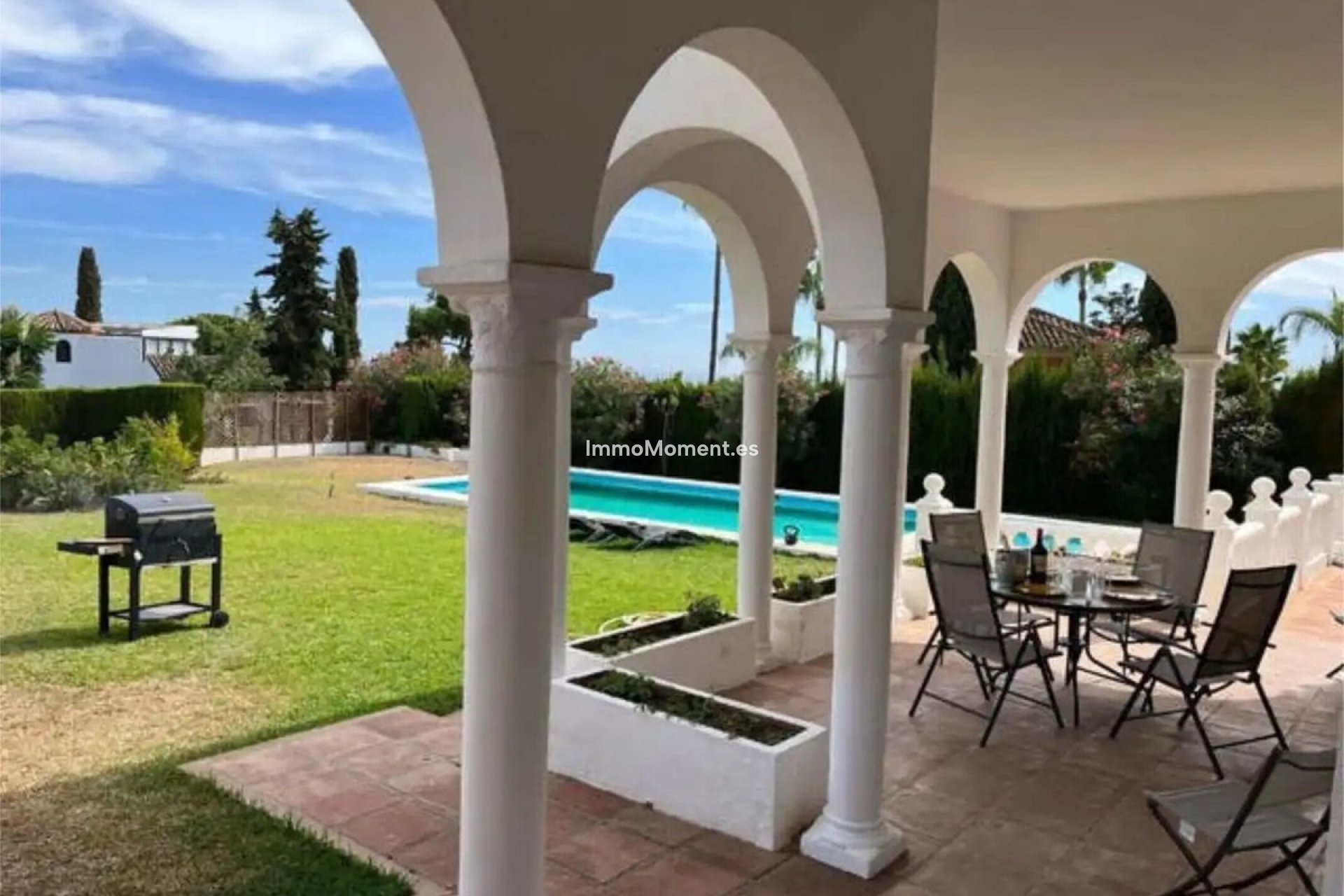 Resale - Detached villa - Marbella - Hacienda Las Chapas