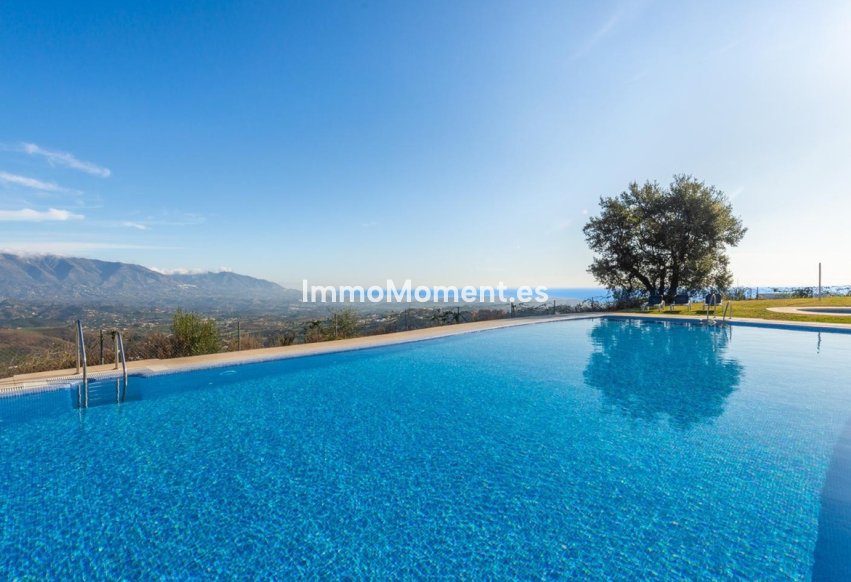 Resale - Detached villa - Marbella - La Mairena
