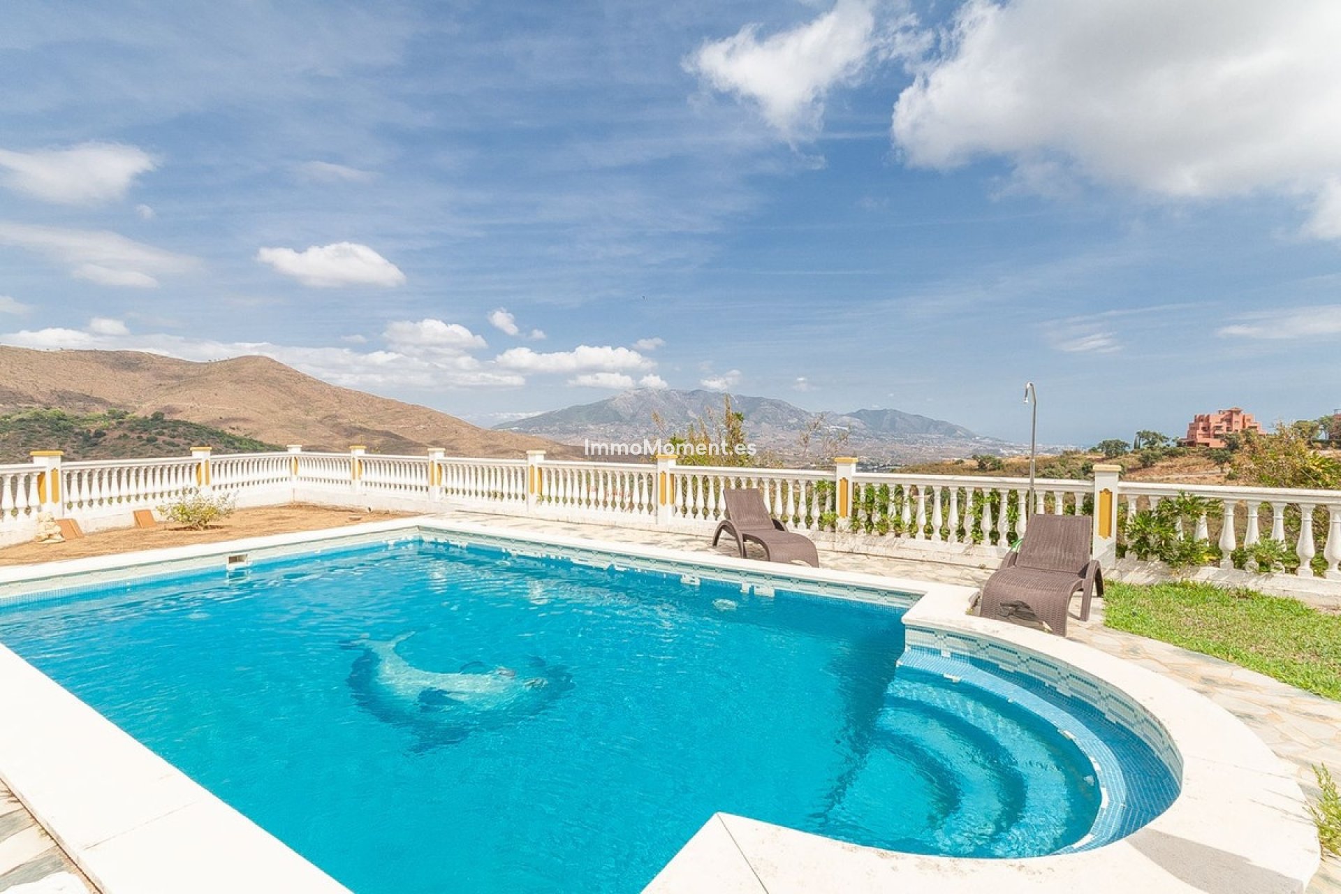 Resale - Detached villa - Marbella - La Mairena