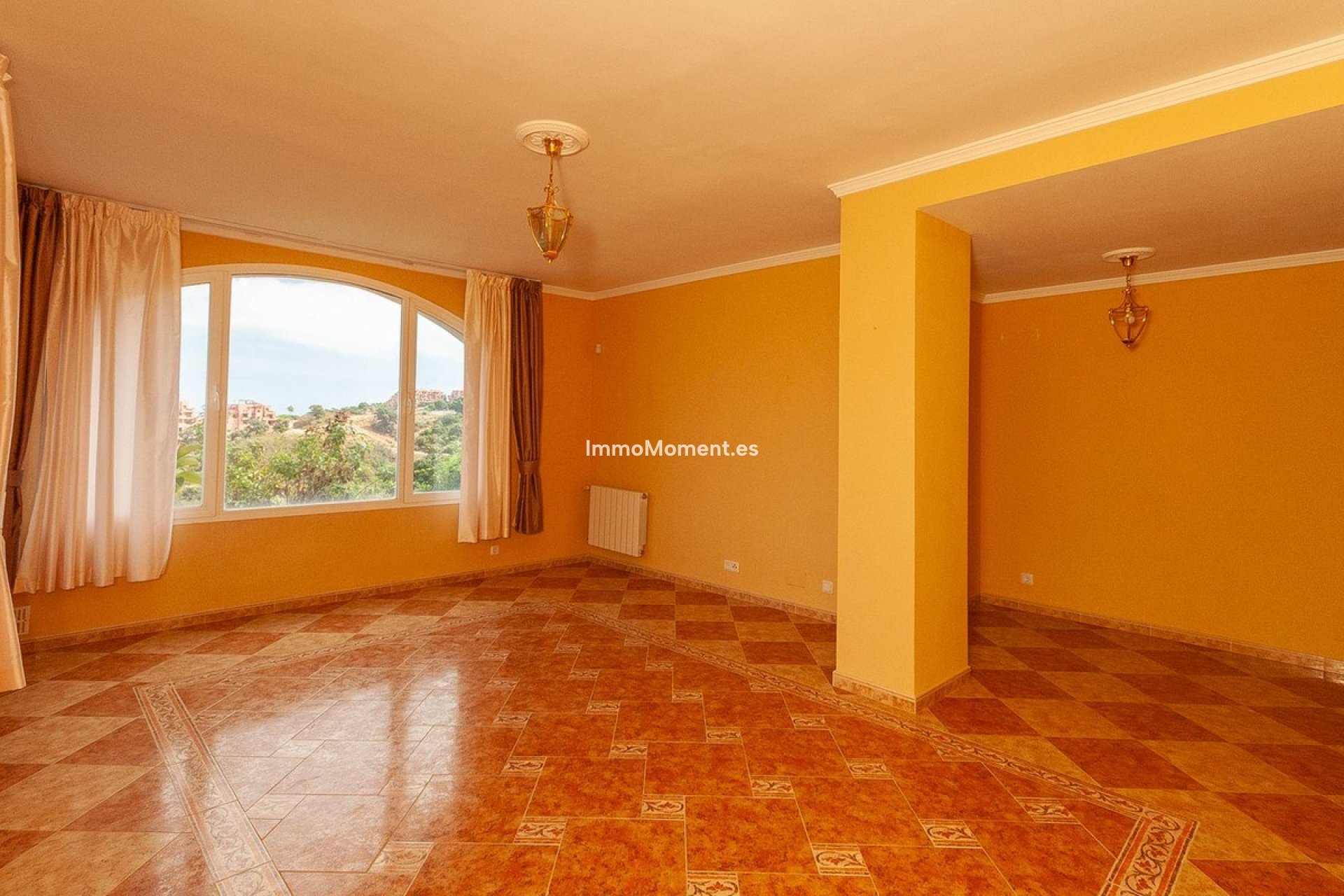 Resale - Detached villa - Marbella - La Mairena