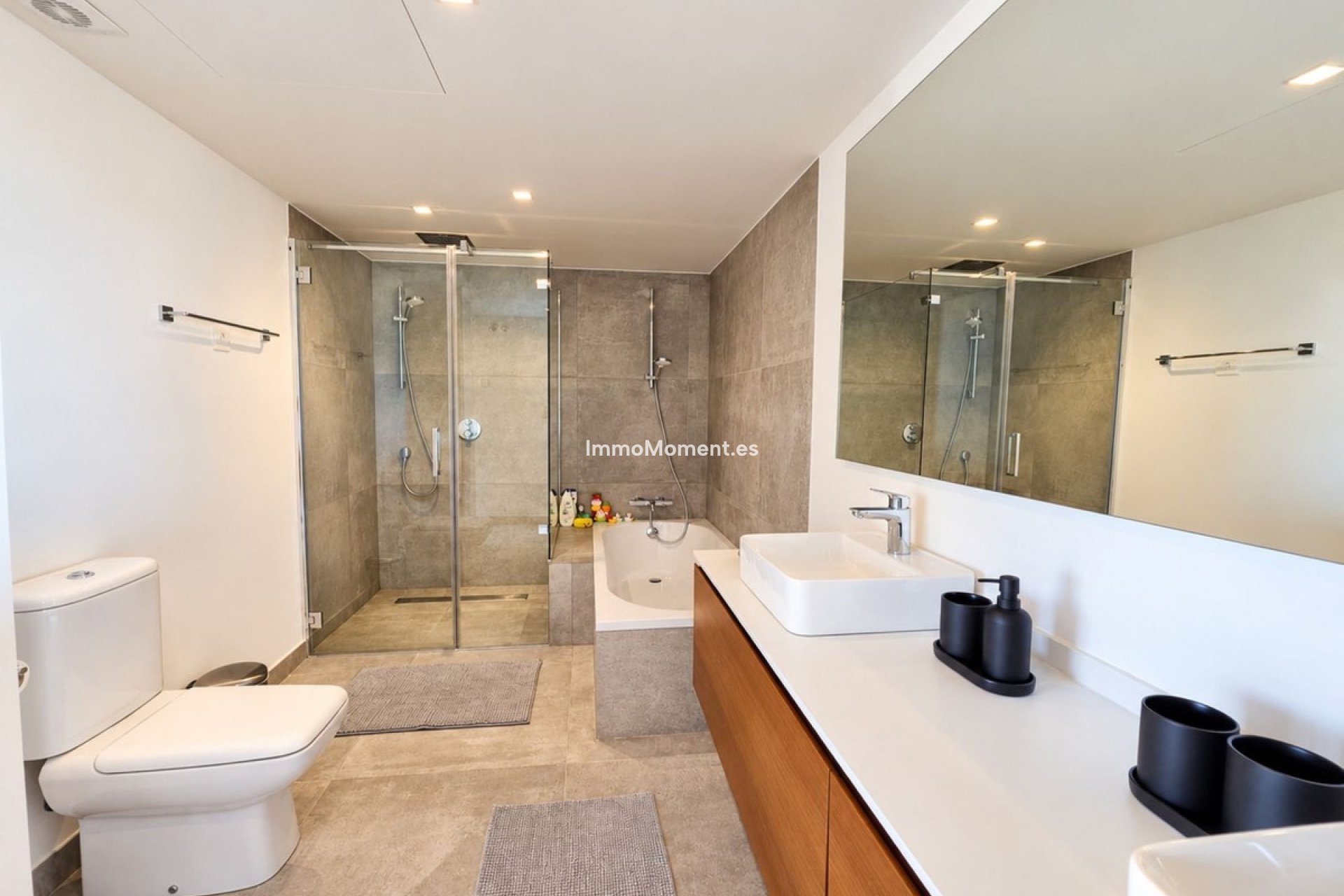 Resale - Detached villa - Marbella - La Mairena