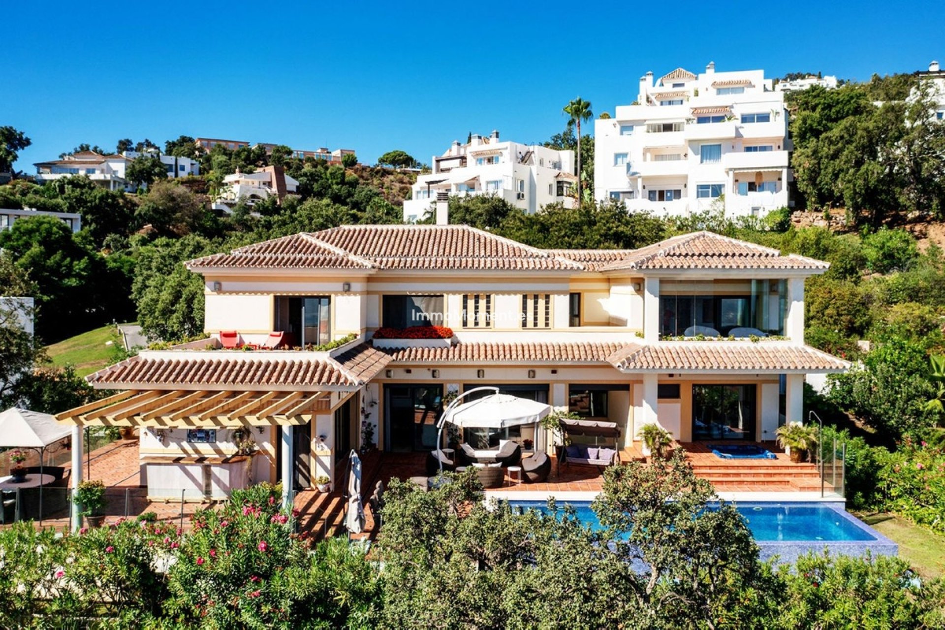 Resale - Detached villa - Marbella - La Mairena