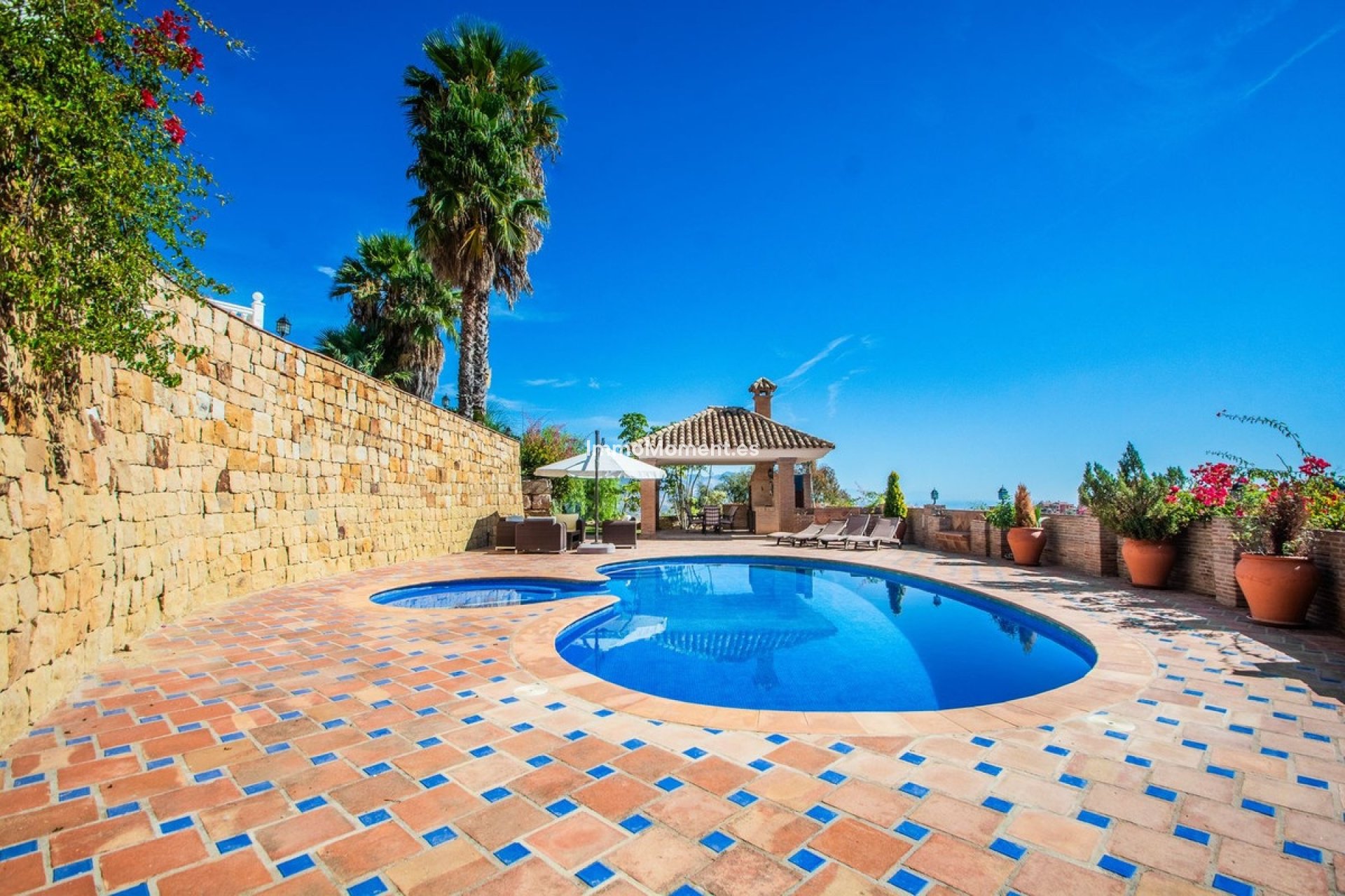 Resale - Detached villa - Marbella - La Mairena