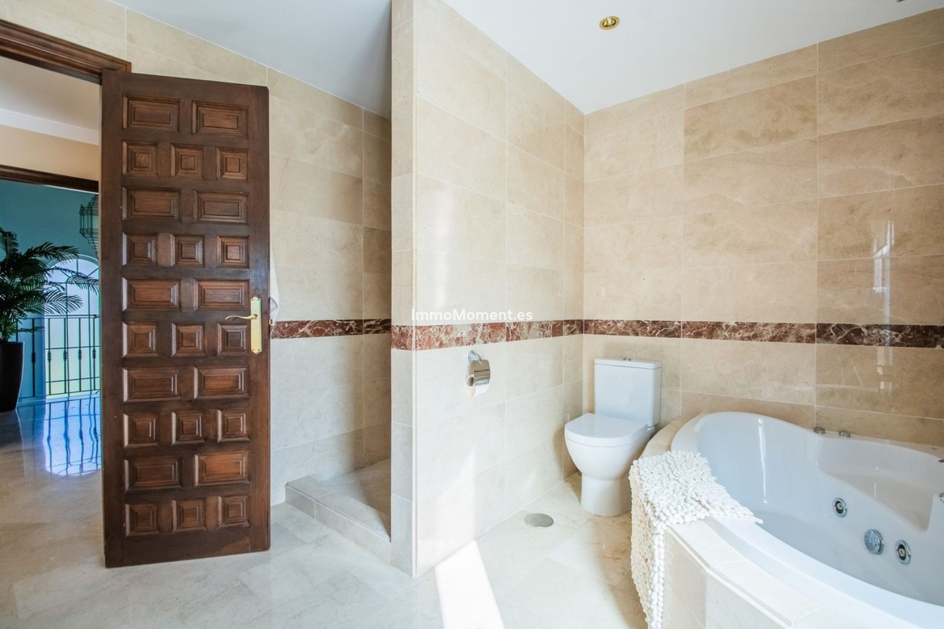 Resale - Detached villa - Marbella - La Mairena