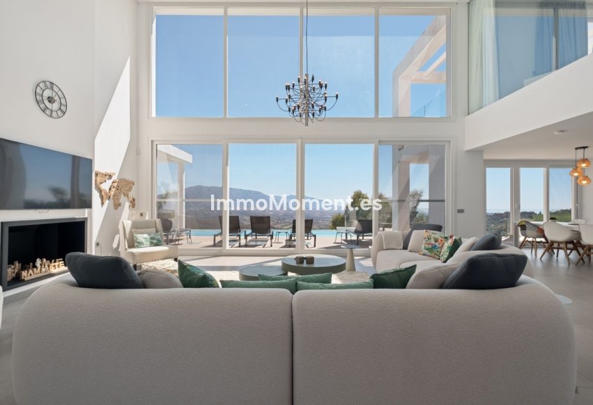 Resale - Detached villa - Marbella - La Mairena