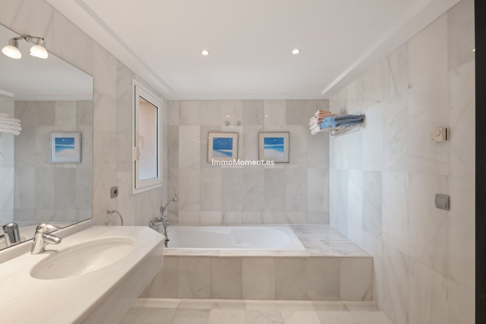 Resale - Detached villa - Marbella - La Mairena