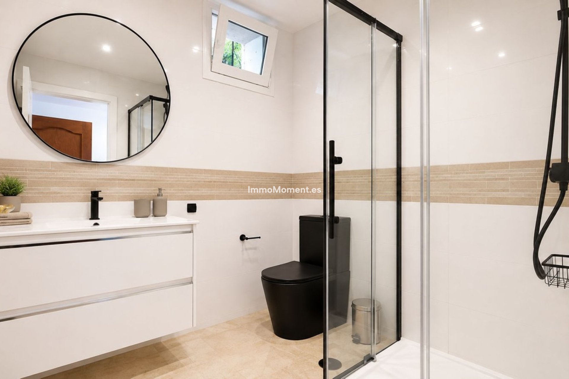 Resale - Detached villa - Marbella - Las Chapas