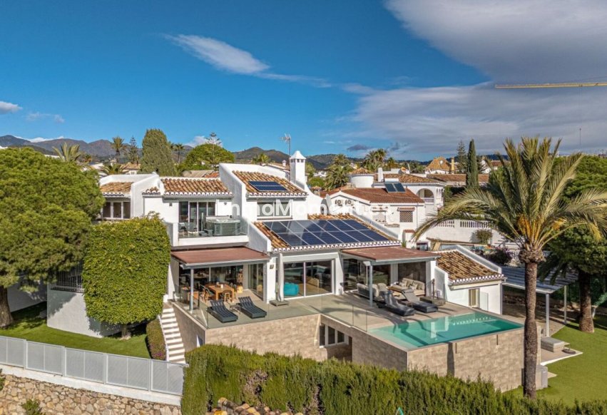 Resale - Detached villa - Marbella - Las Chapas