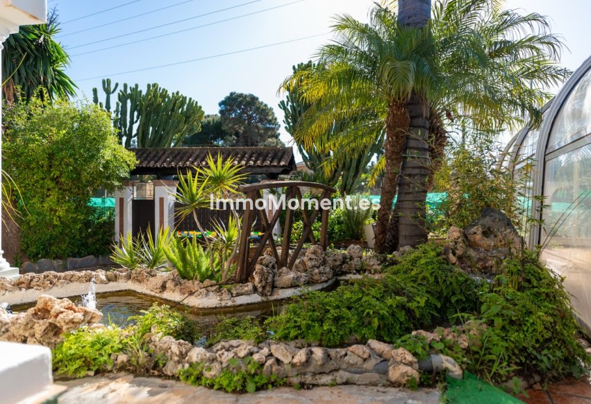 Resale - Detached villa - Marbella - Las Chapas