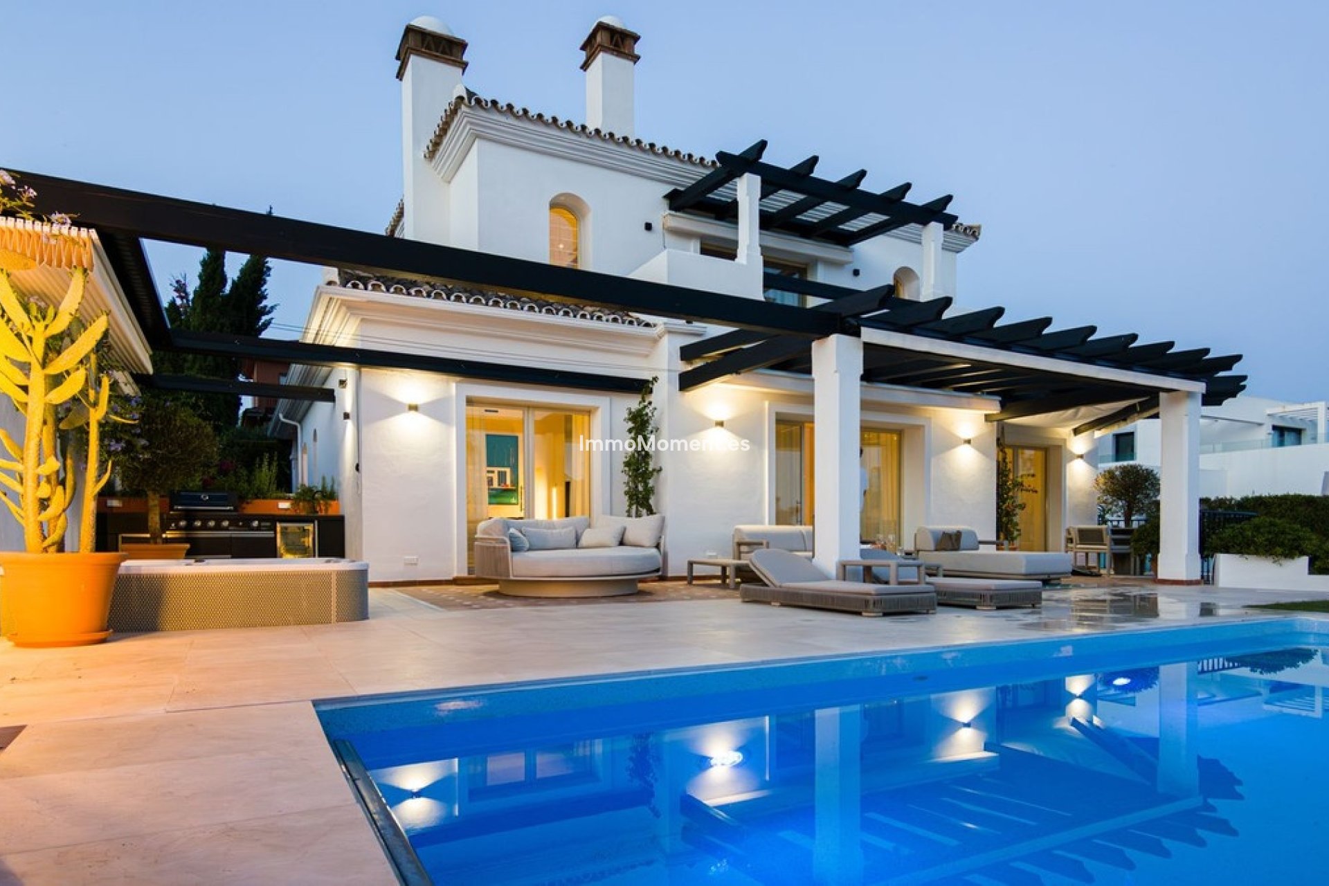 Resale - Detached villa - Marbella - Las Chapas