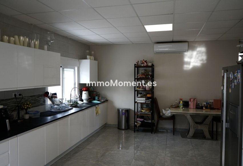 Resale - Detached villa - Marbella - Marbella Centro