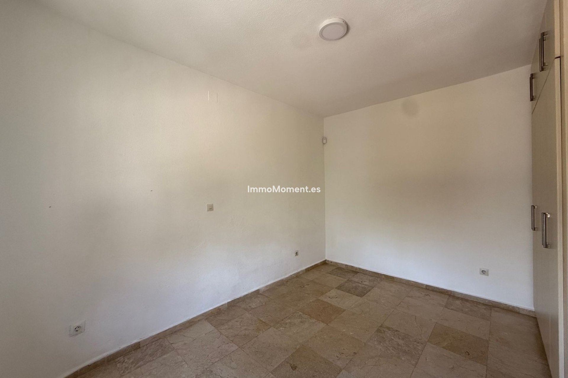 Resale - Detached villa - Marbella - Marbesa