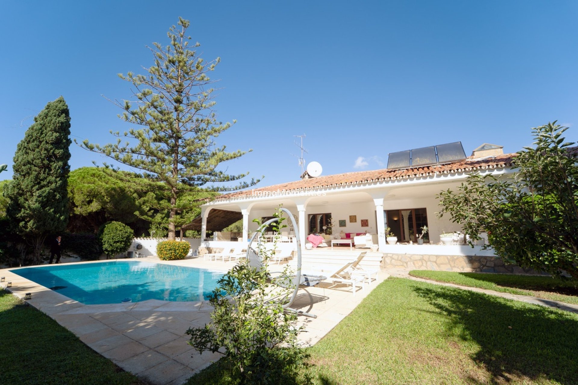 Resale - Detached villa - Marbella - Marbesa