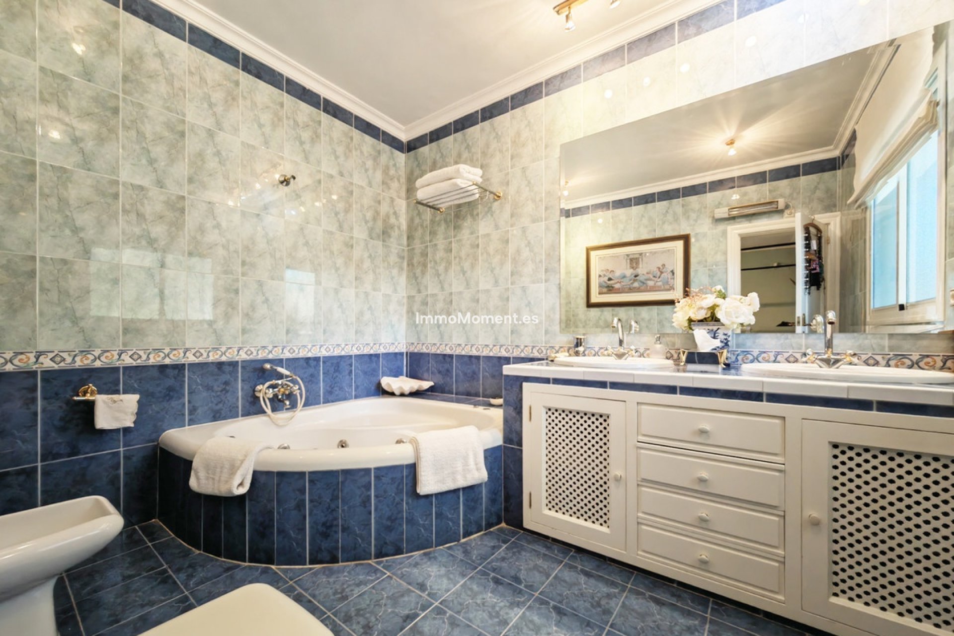 Resale - Detached villa - Marbella - Marbesa