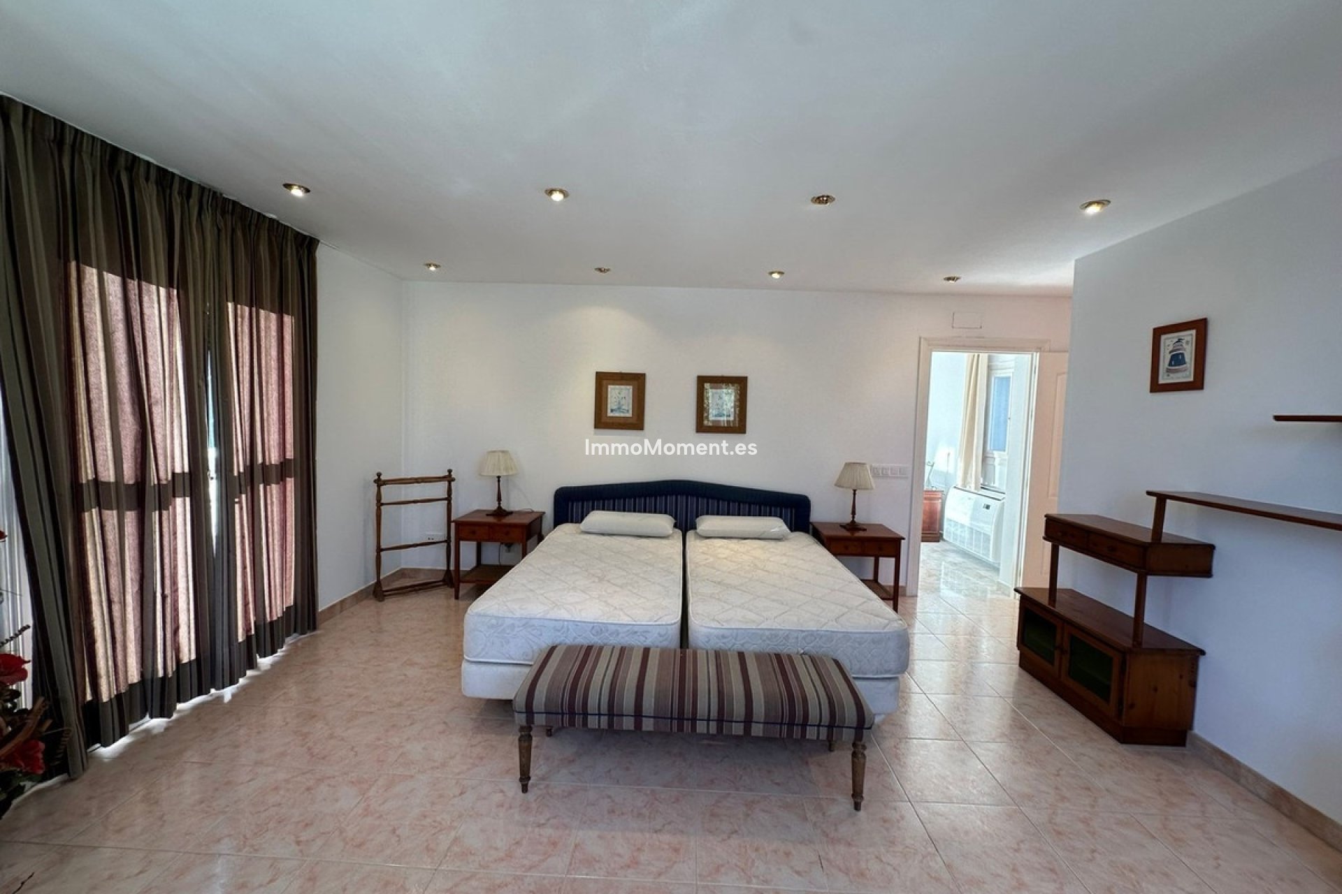 Resale - Detached villa - Marbella - Marbesa