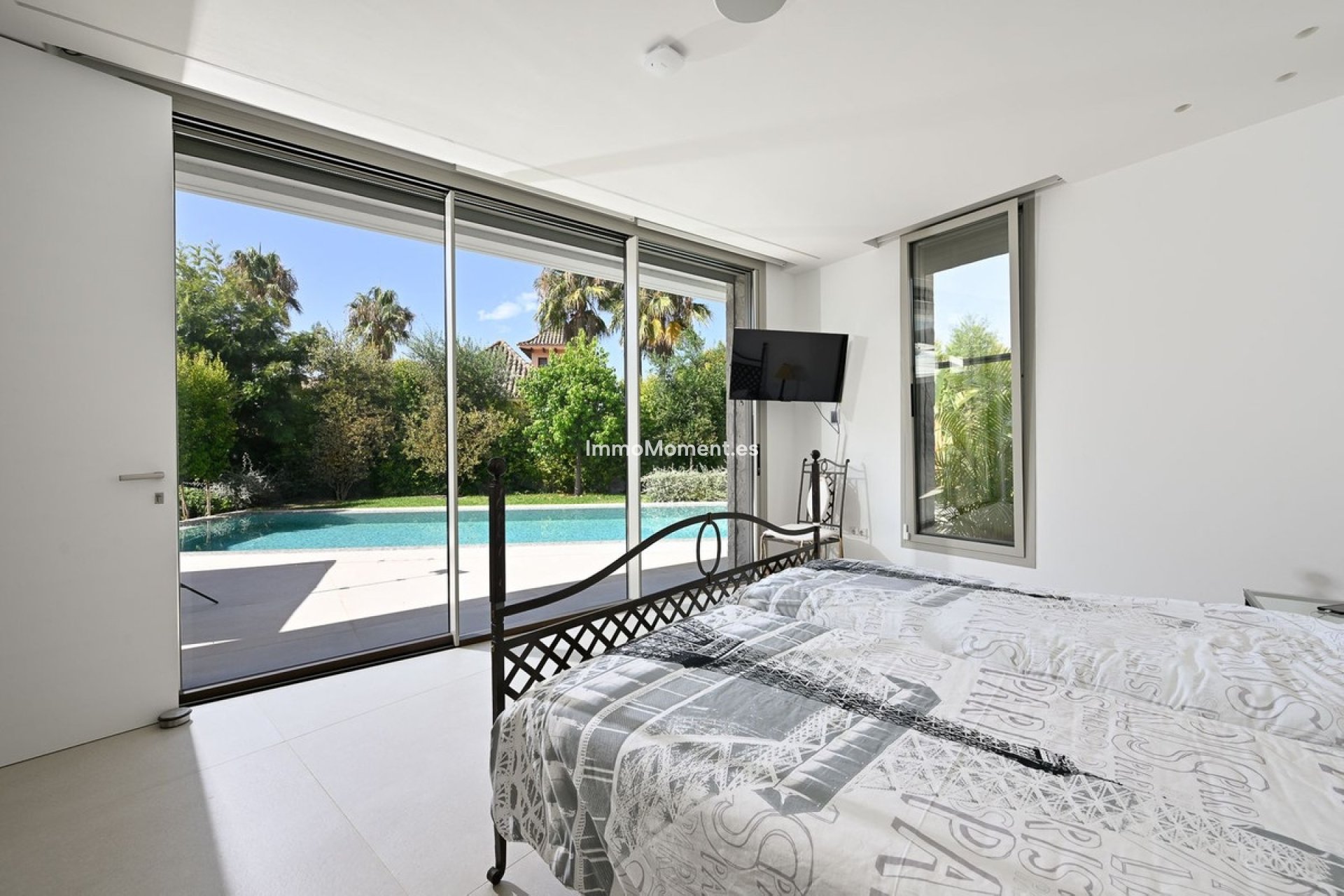 Resale - Detached villa - Marbella - Marbesa
