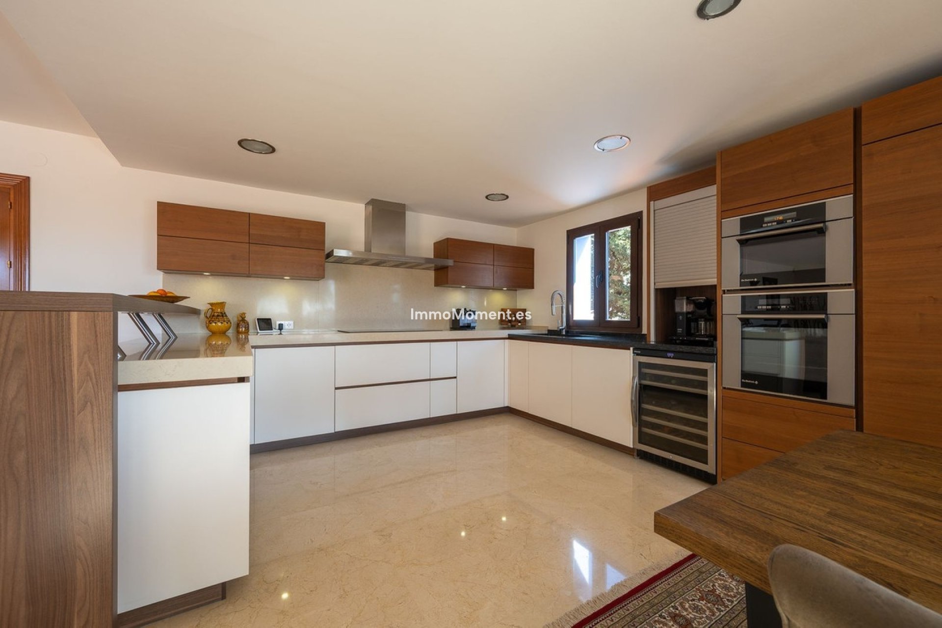 Resale - Detached villa - Marbella - Marbesa