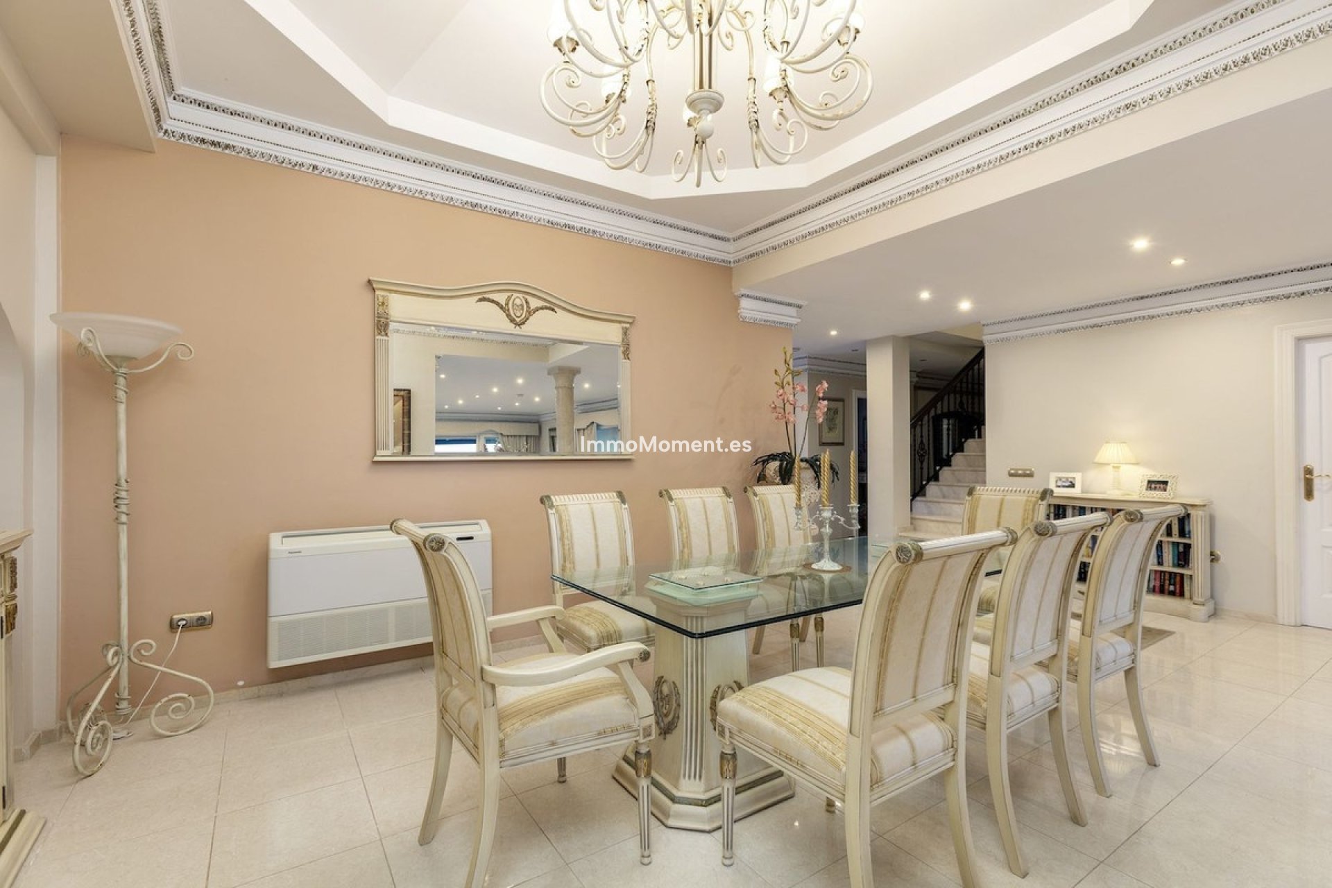 Resale - Detached villa - Marbella - Marbesa