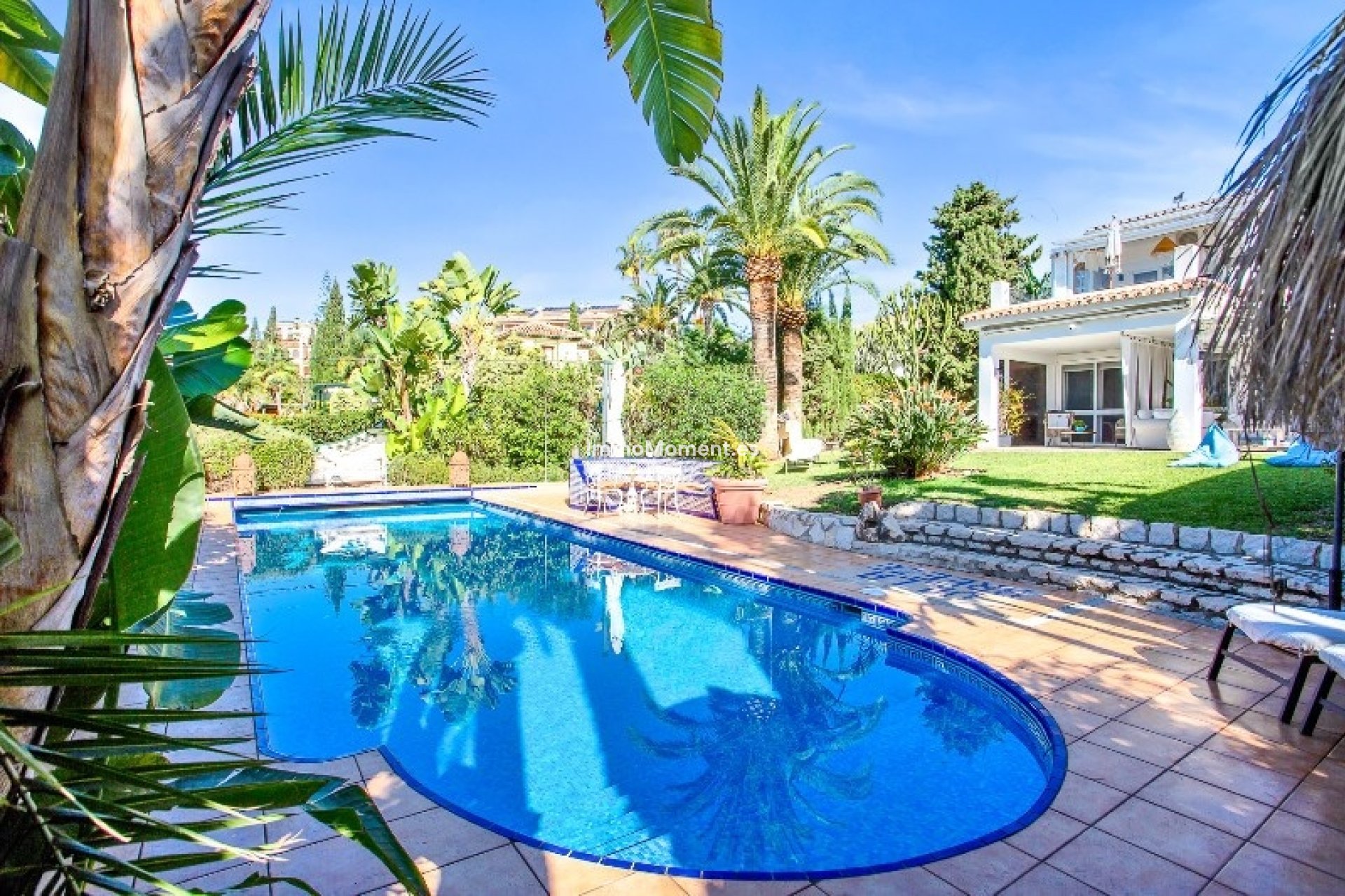 Resale - Detached villa - Marbella - Marbesa