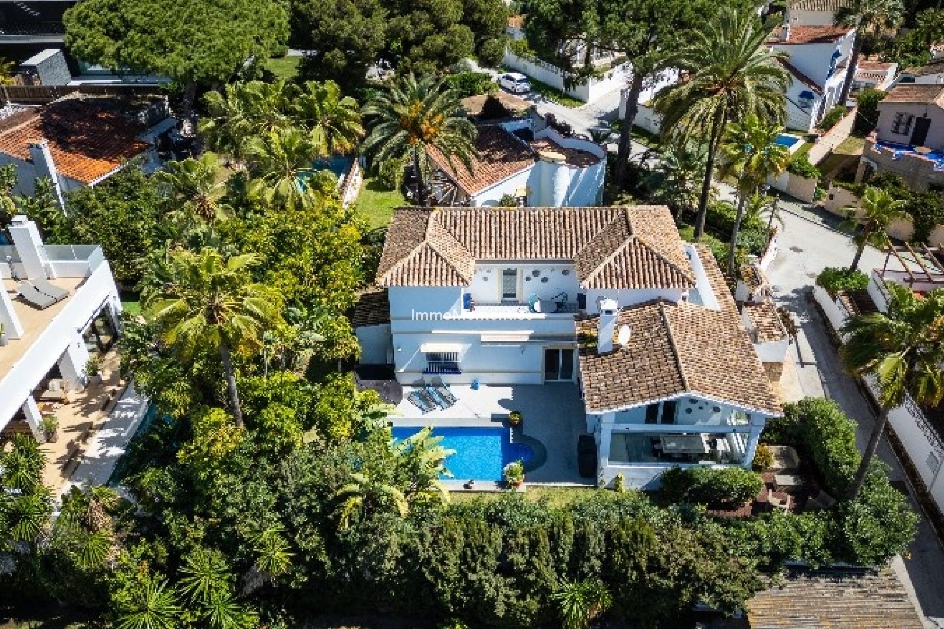 Resale - Detached villa - Marbella - Marbesa