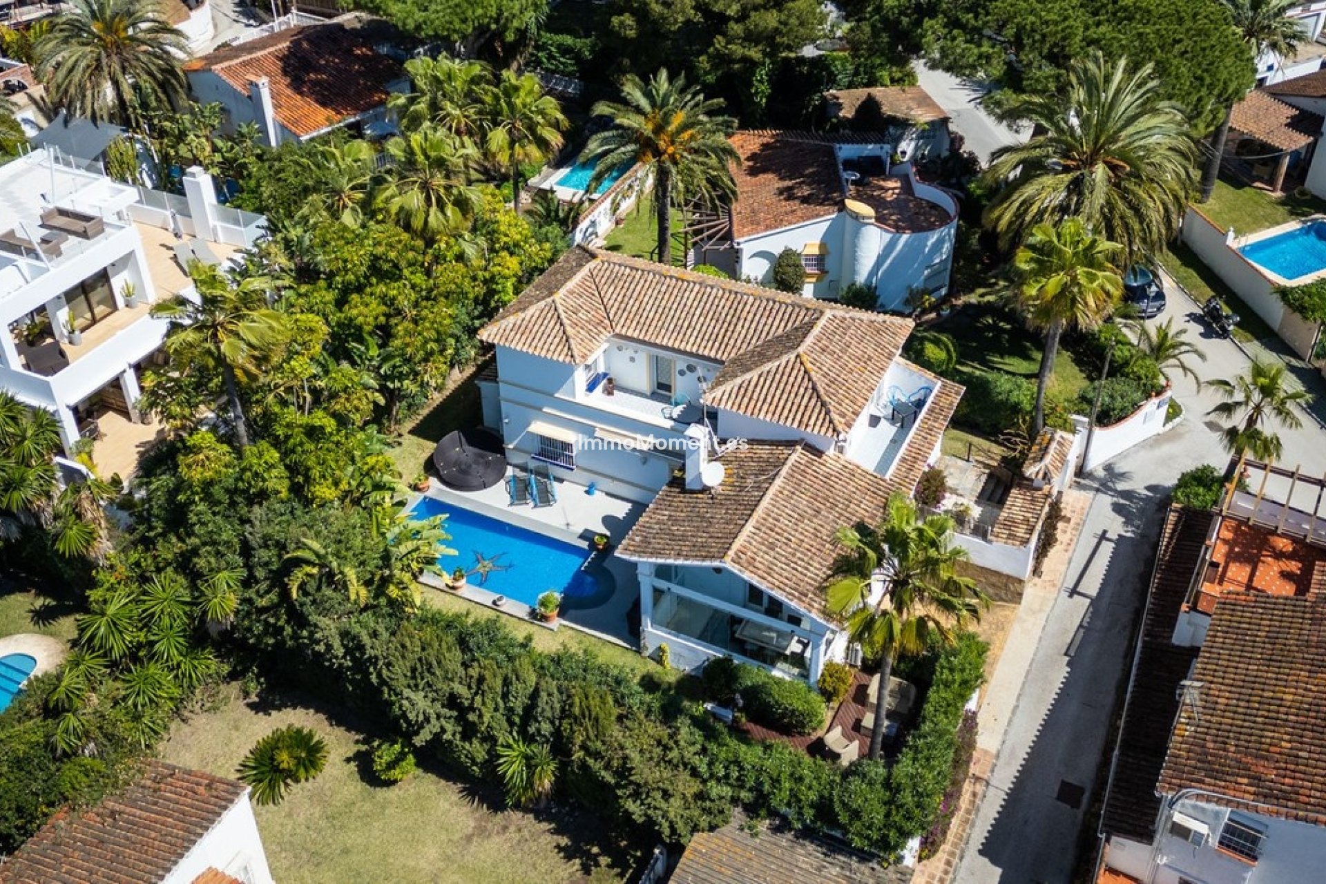 Resale - Detached villa - Marbella - Marbesa