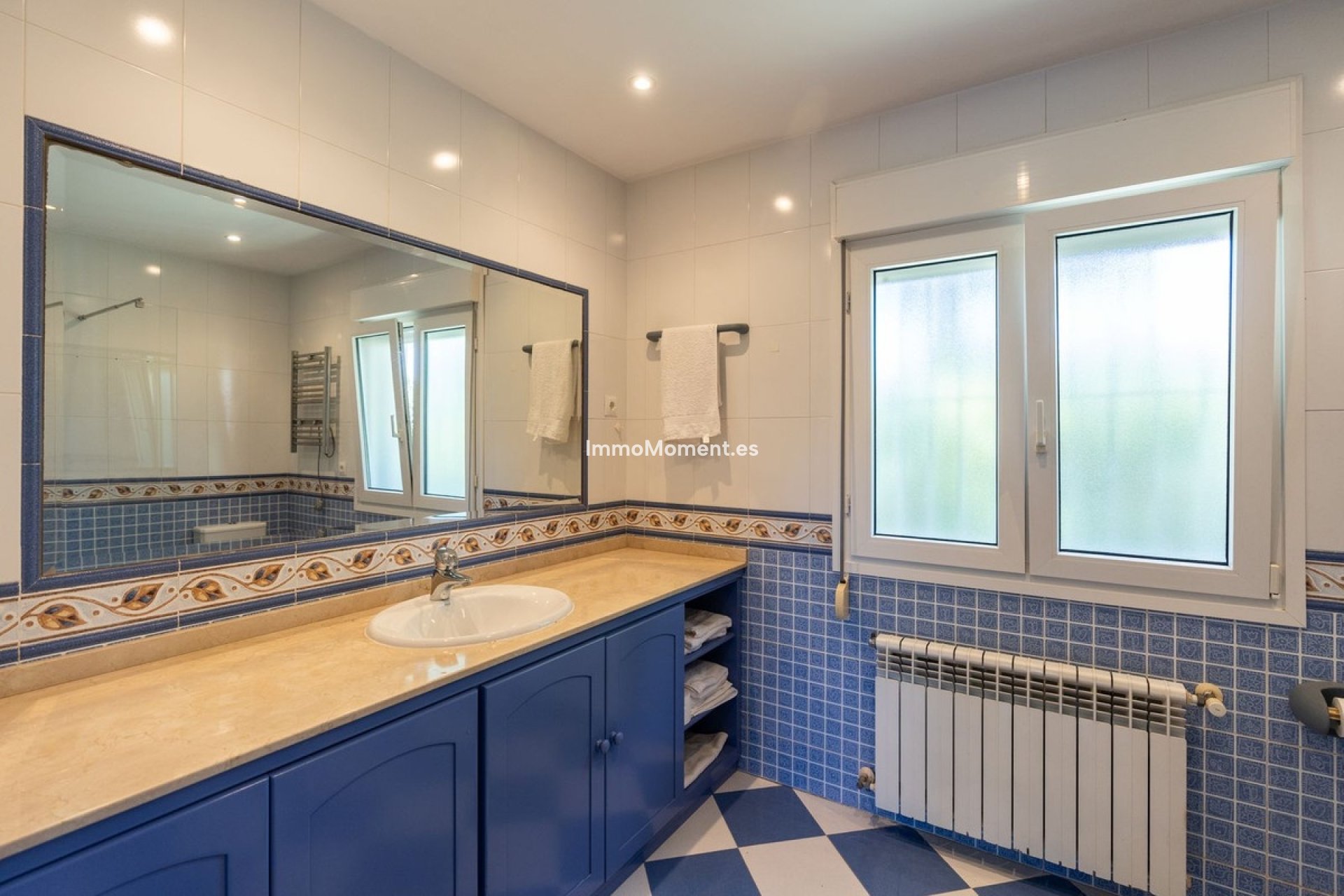 Resale - Detached villa - Marbella - Marbesa