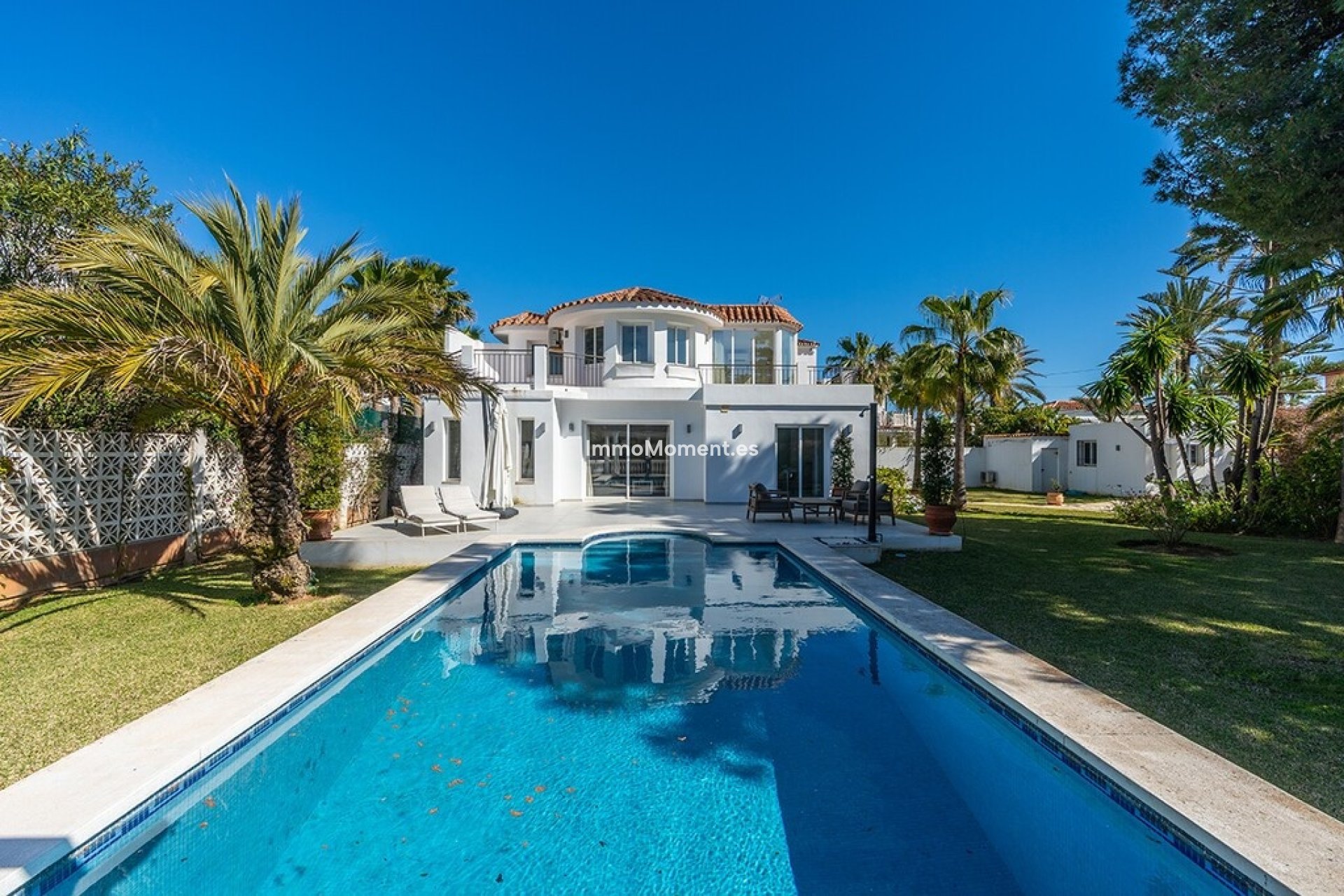 Resale - Detached villa - Marbella - Marbesa