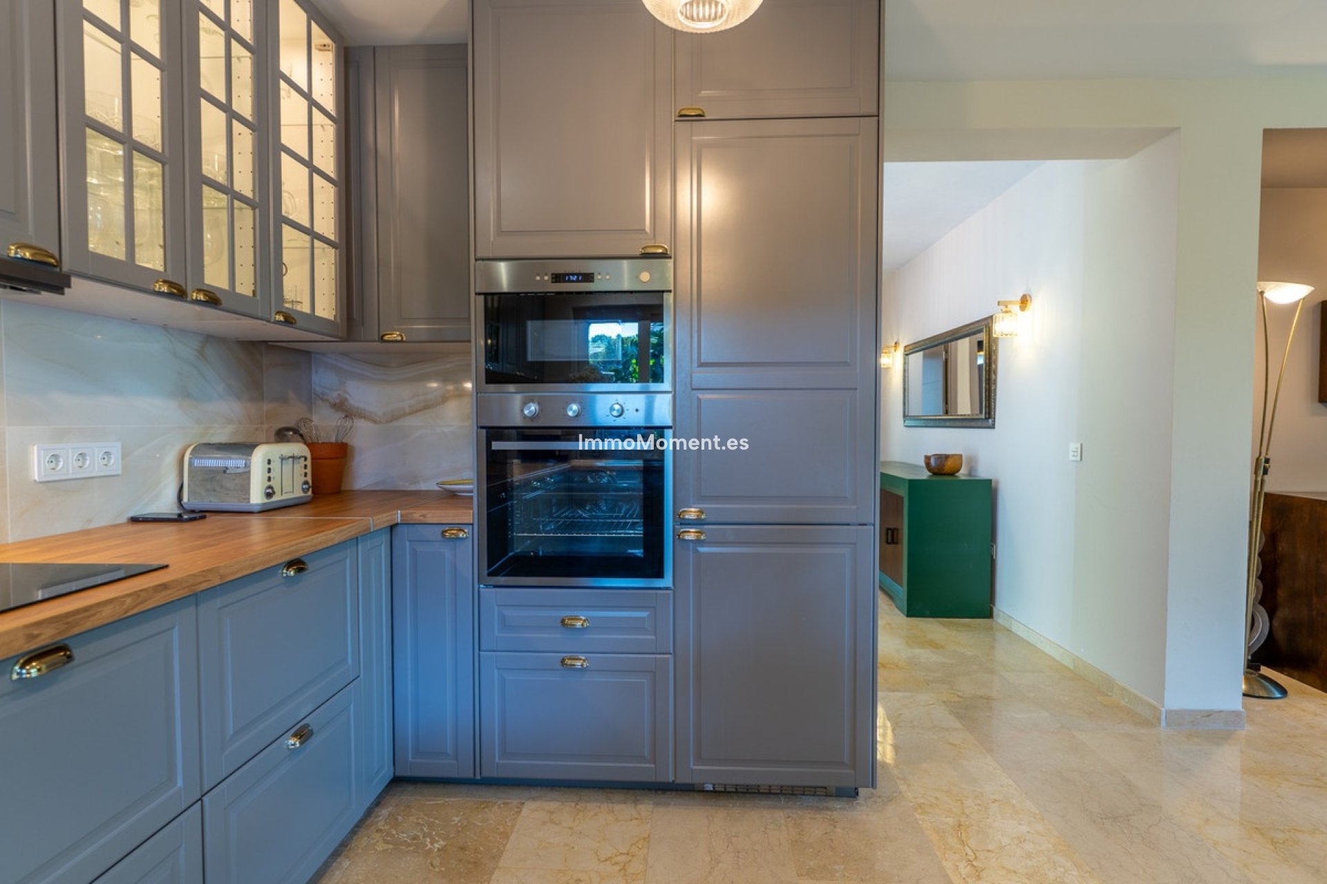 Resale - Detached villa - Marbella - Marbesa
