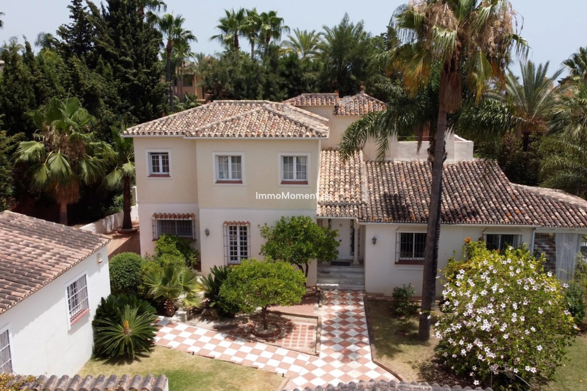 Resale - Detached villa - Marbella - Nagüeles