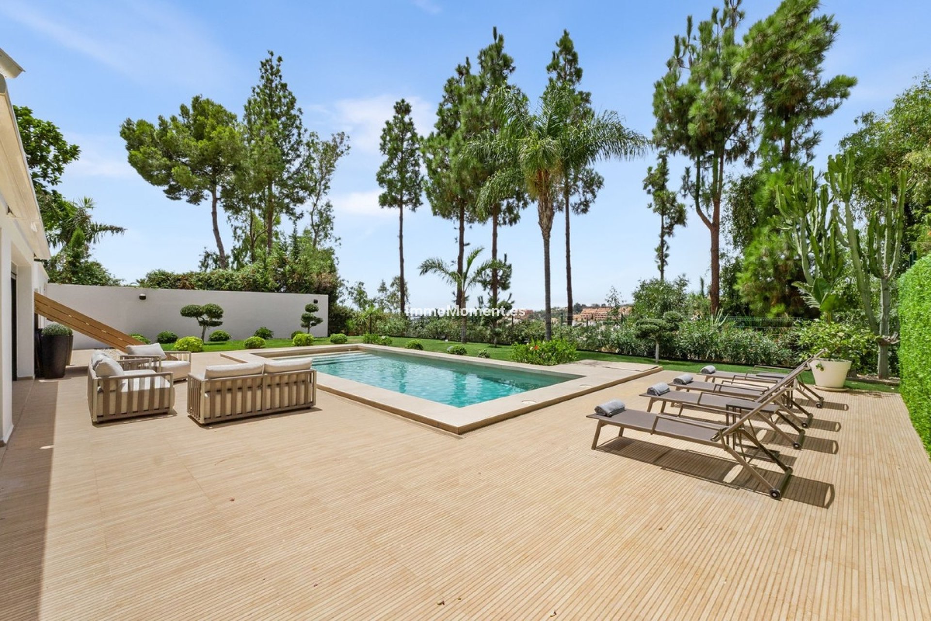 Resale - Detached villa - Marbella - Nueva Andalucía