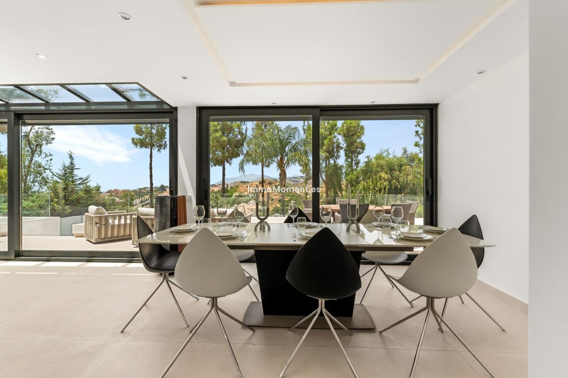 Resale - Detached villa - Marbella - Nueva Andalucía