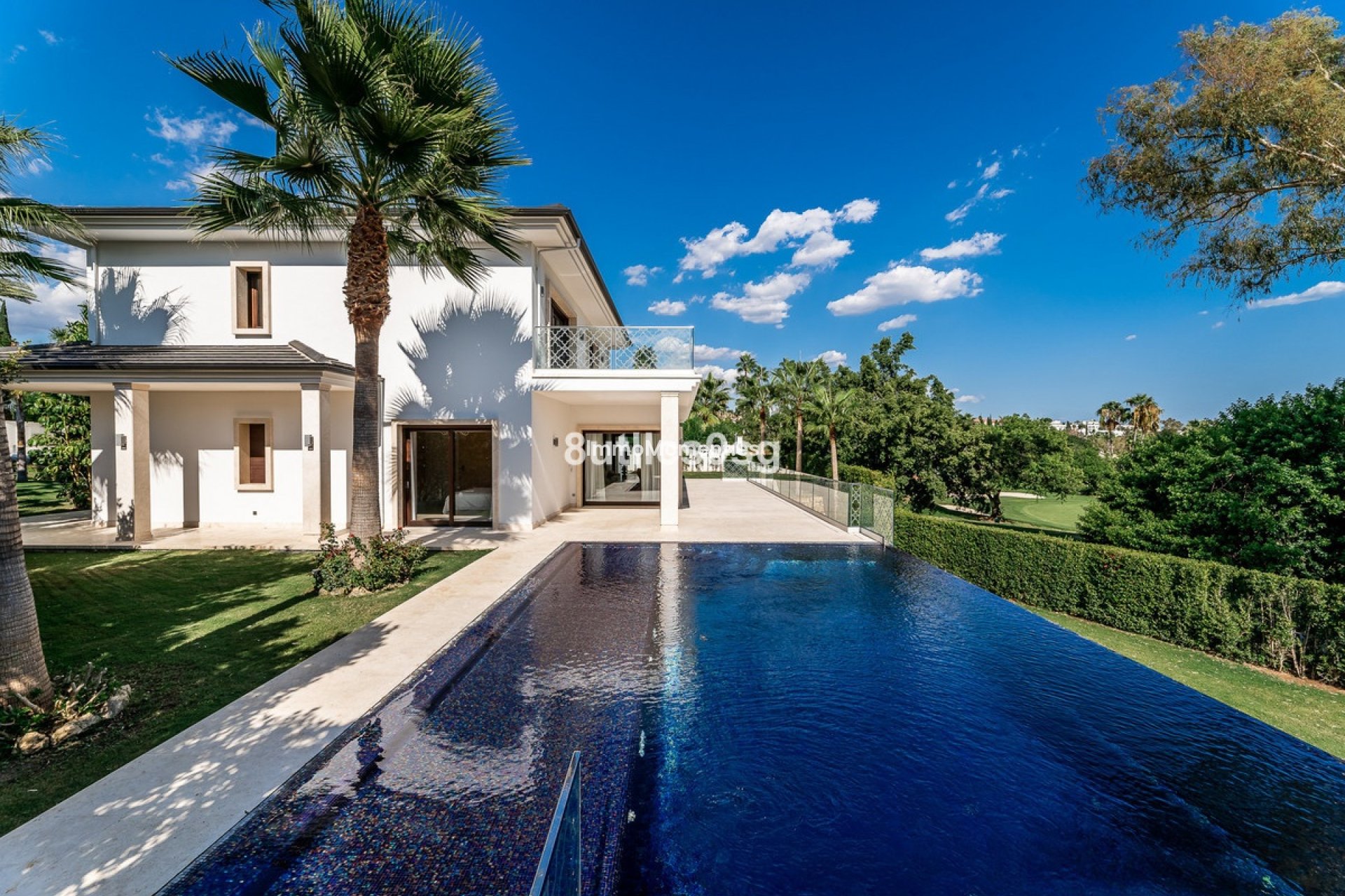 Resale - Detached villa - Marbella - Nueva Andalucía