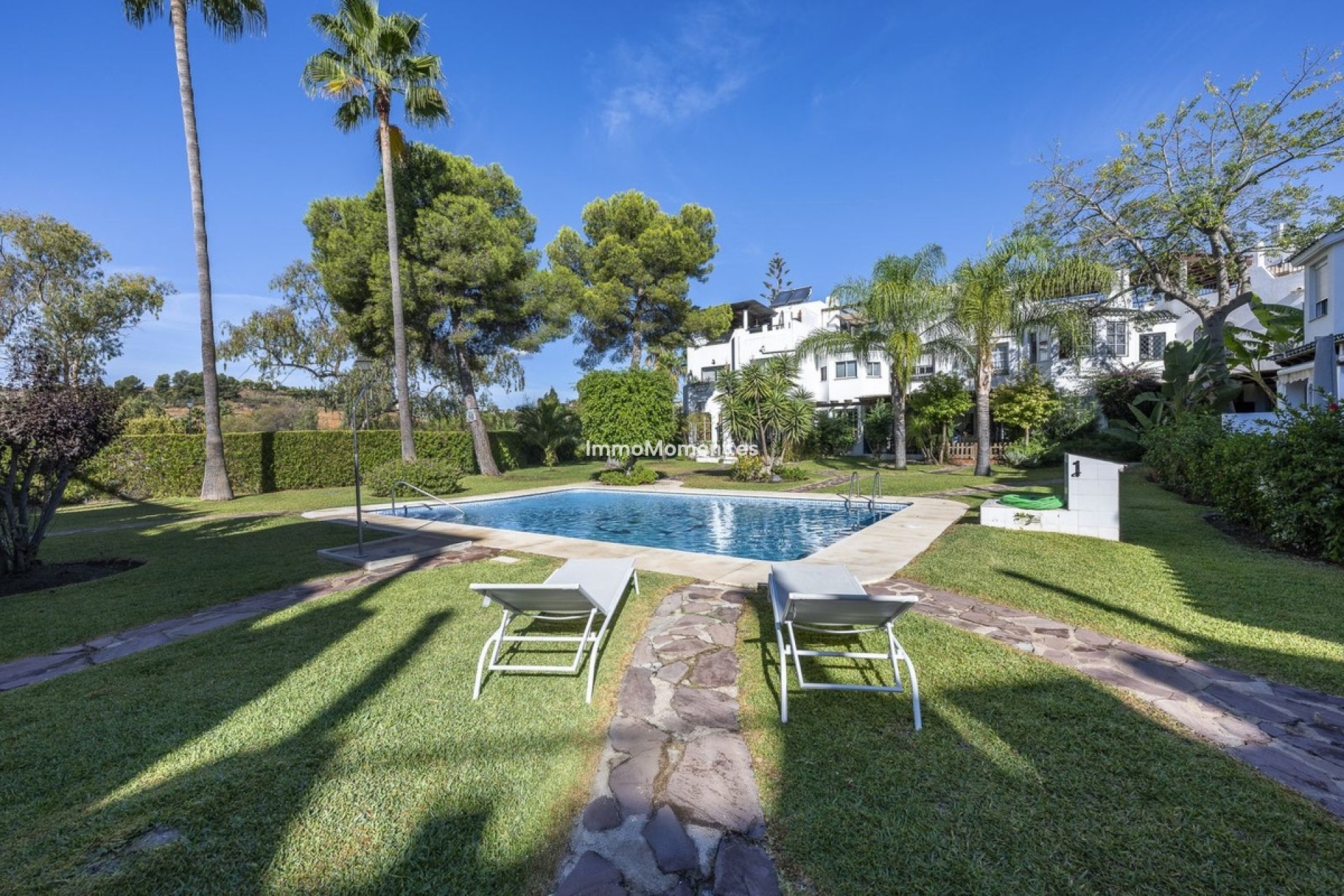 Resale - Detached villa - Marbella - Nueva Andalucía