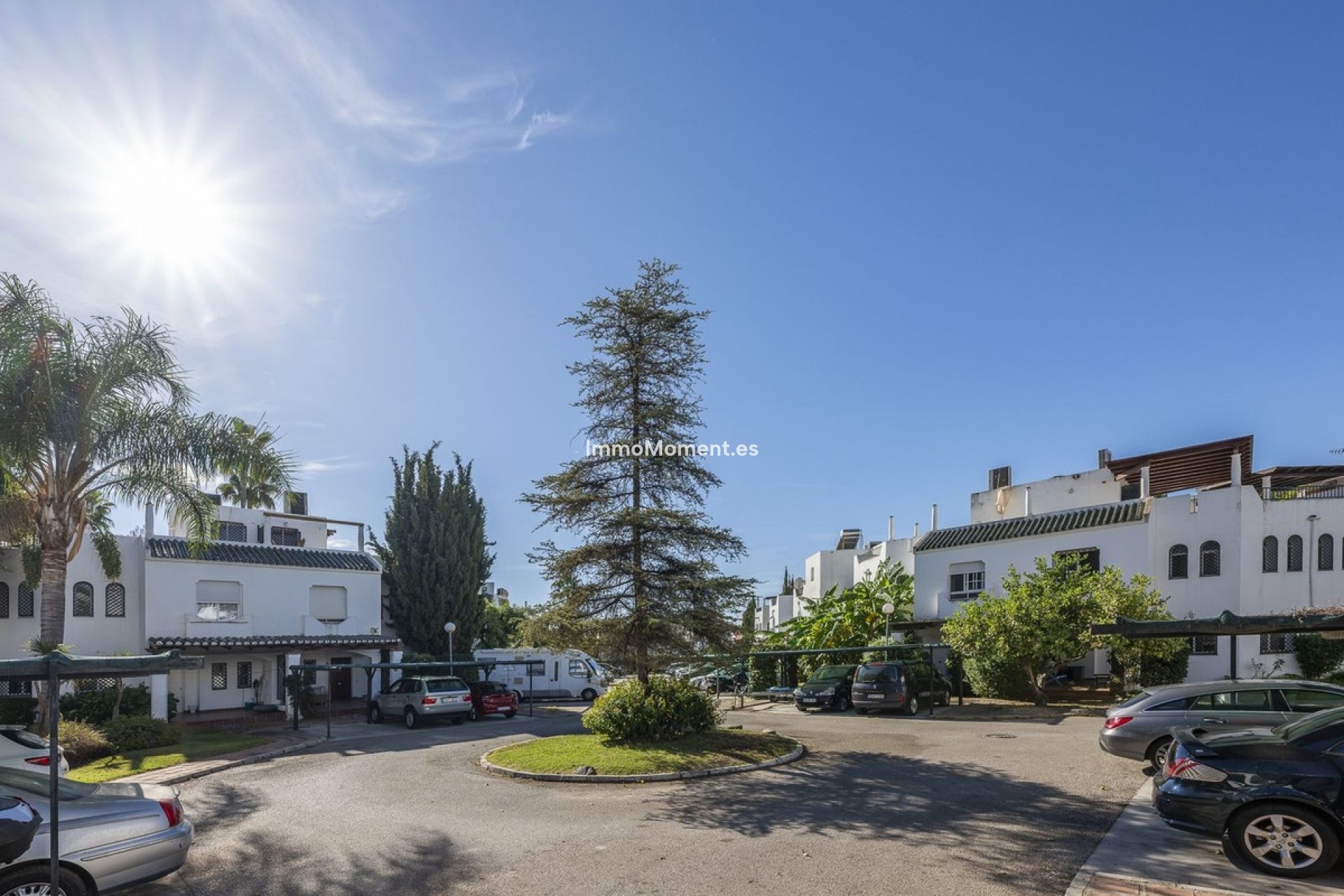 Resale - Detached villa - Marbella - Nueva Andalucía
