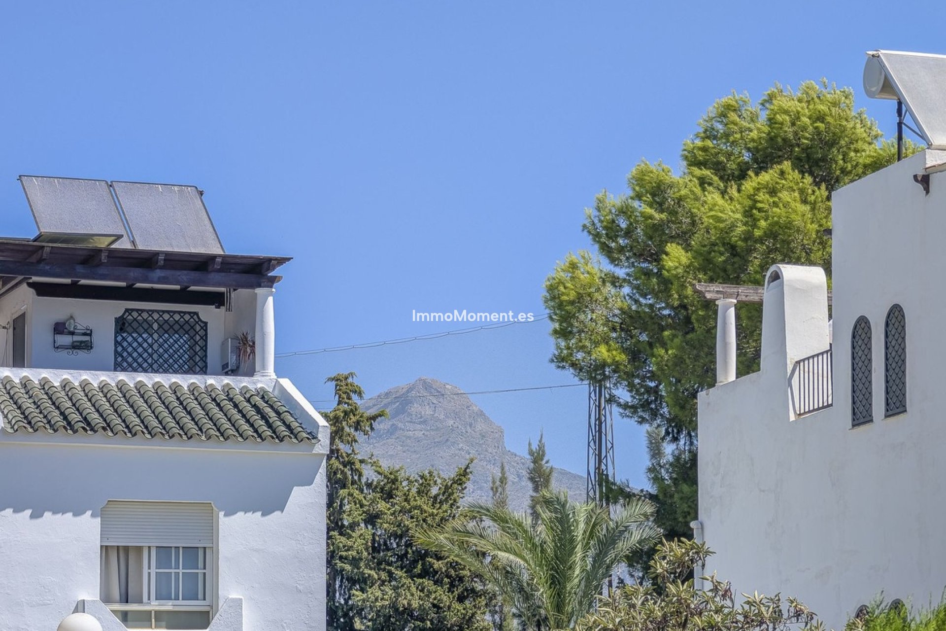 Resale - Detached villa - Marbella - Nueva Andalucía