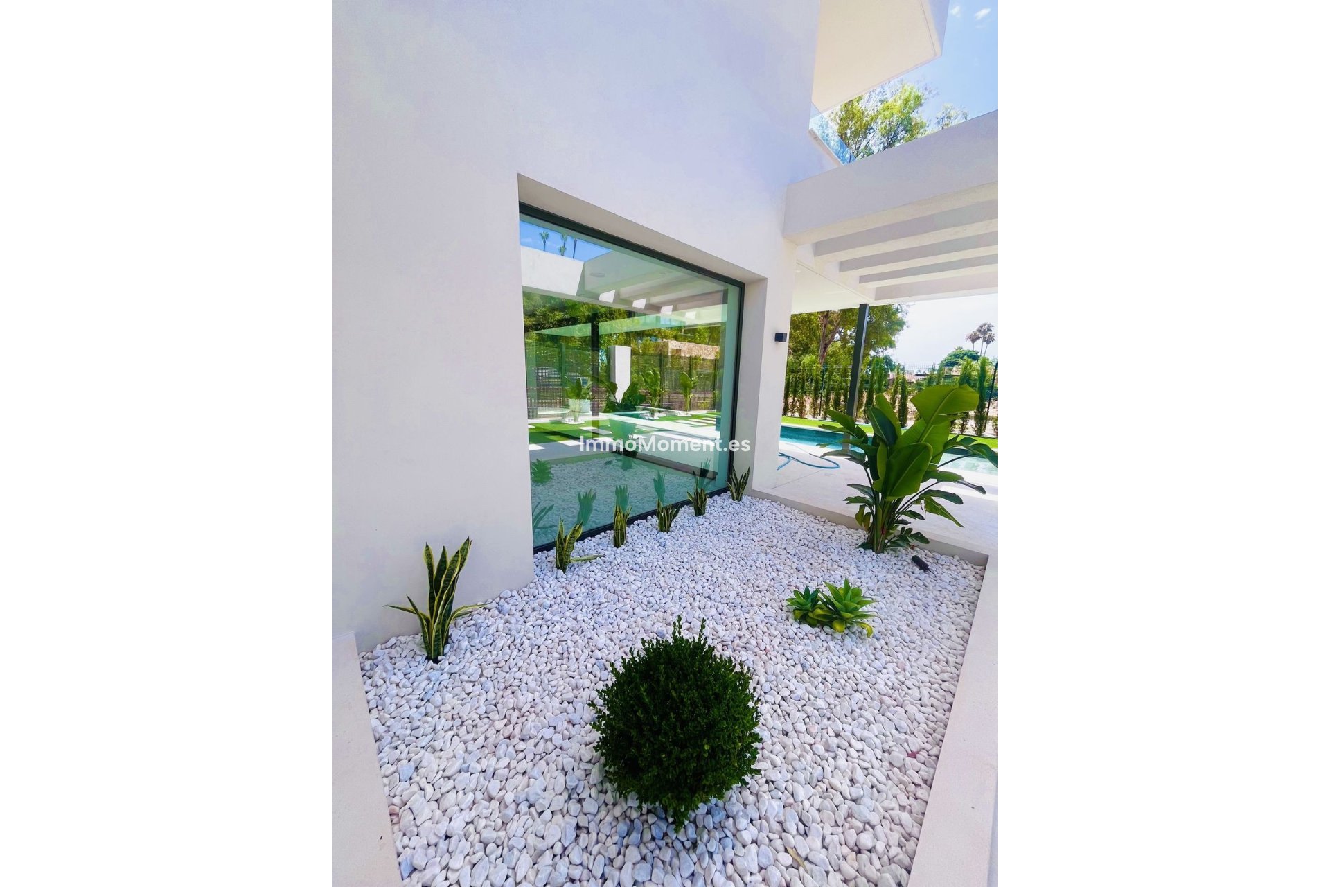 Resale - Detached villa - Marbella - Nueva Andalucía