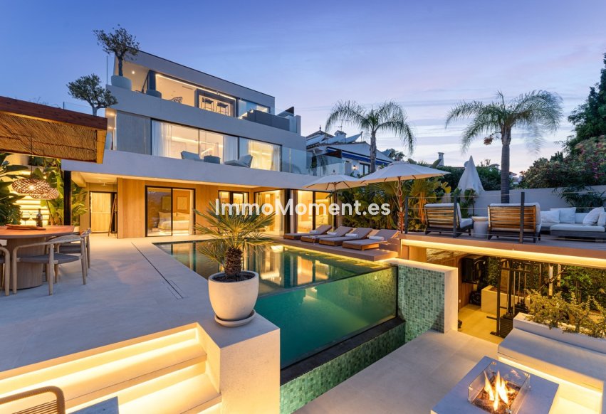 Resale - Detached villa - Marbella - Nueva Andalucía