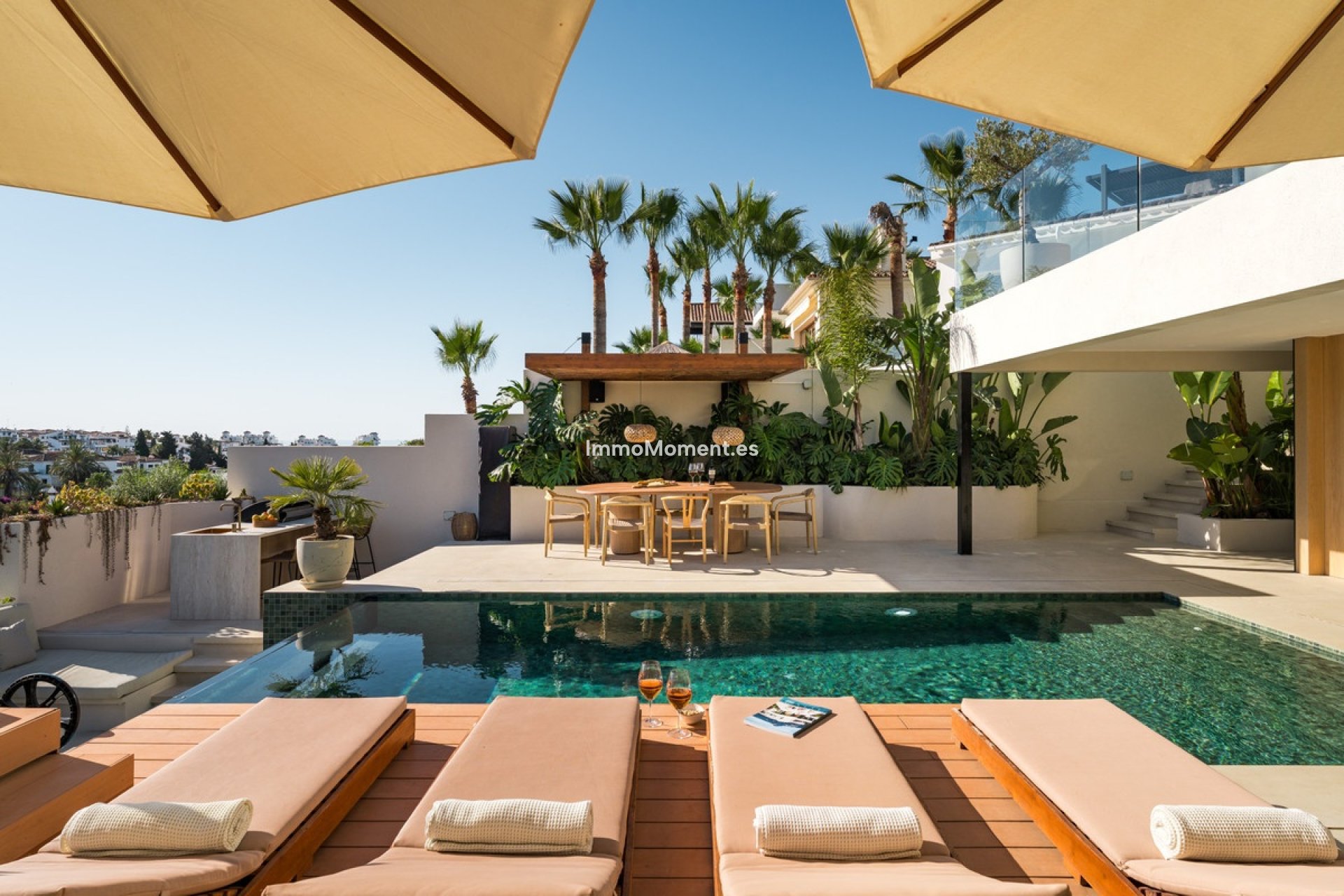 Resale - Detached villa - Marbella - Nueva Andalucía