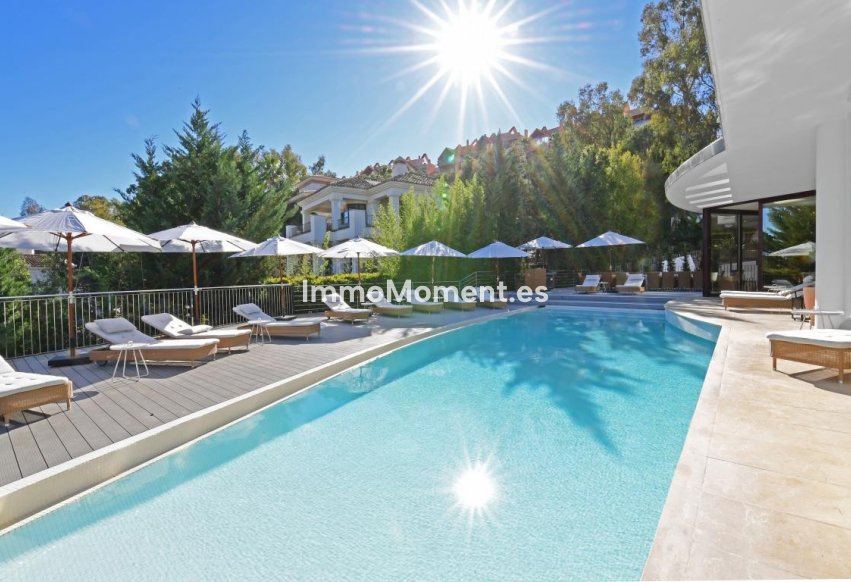 Resale - Detached villa - Marbella - Nueva Andalucía