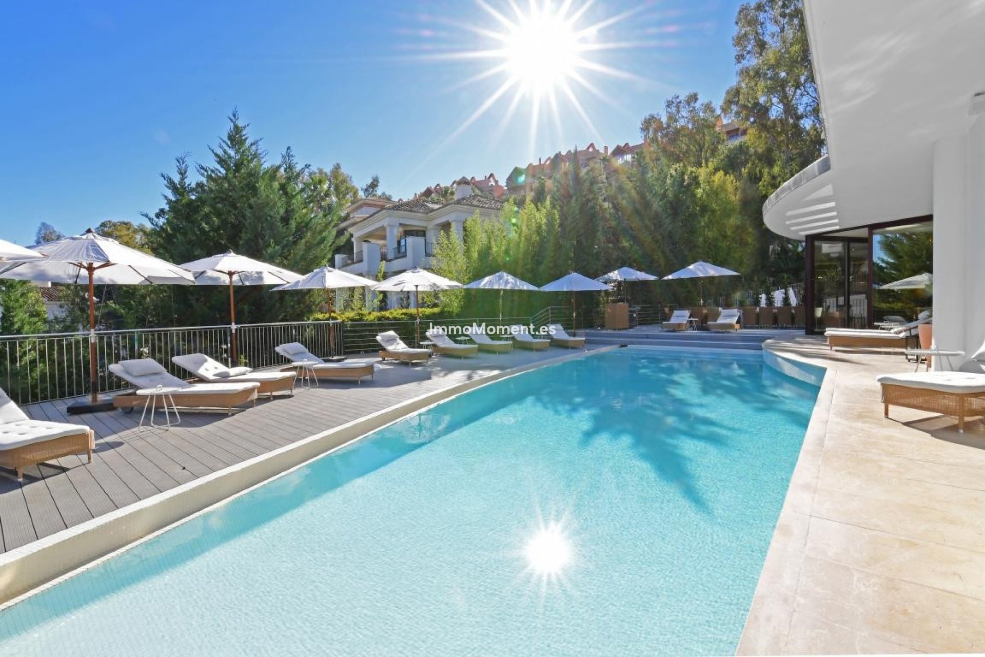 Resale - Detached villa - Marbella - Nueva Andalucía