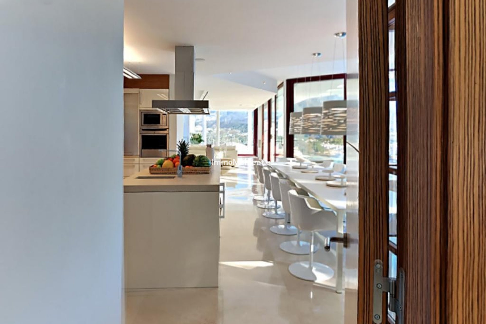 Resale - Detached villa - Marbella - Nueva Andalucía