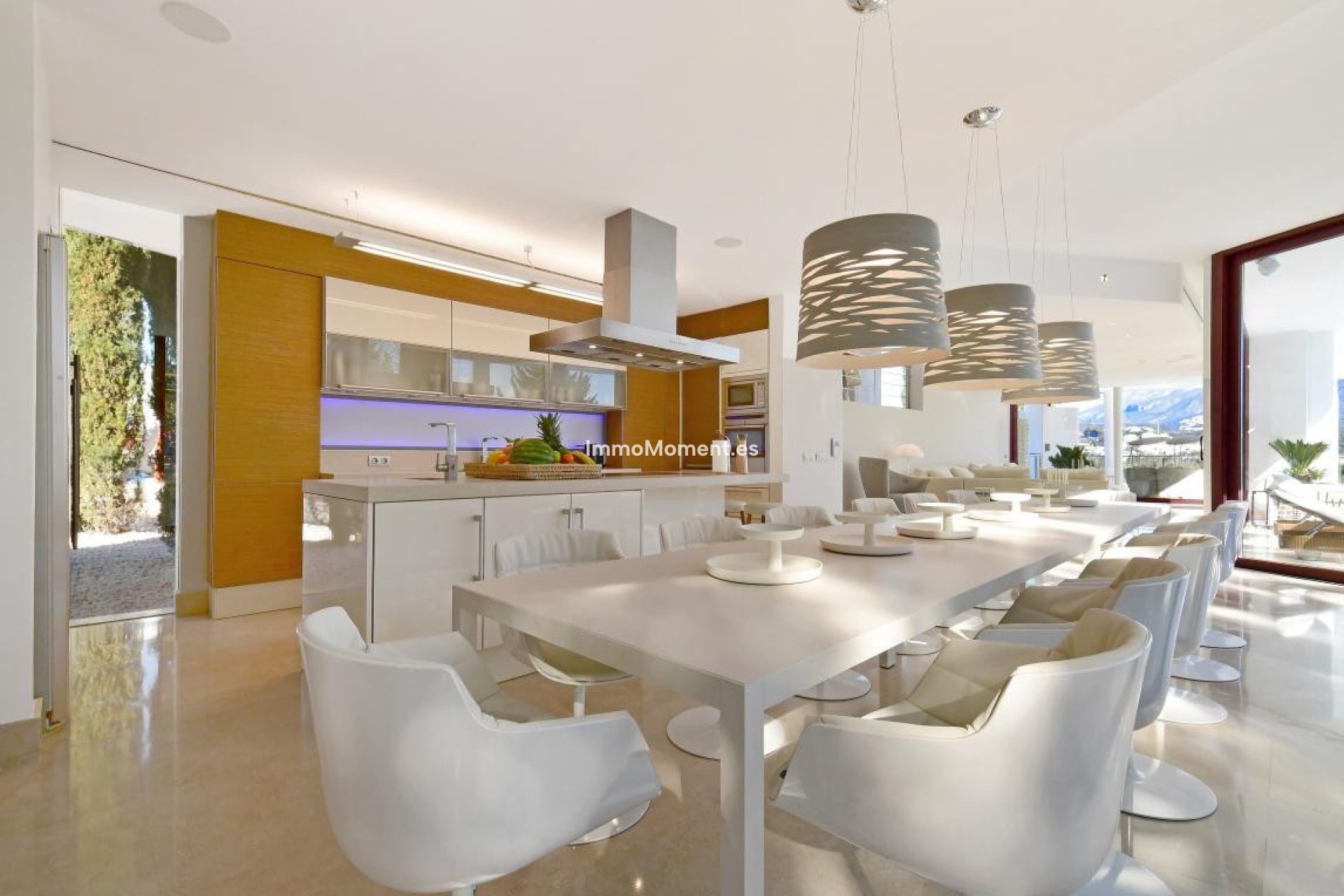 Resale - Detached villa - Marbella - Nueva Andalucía