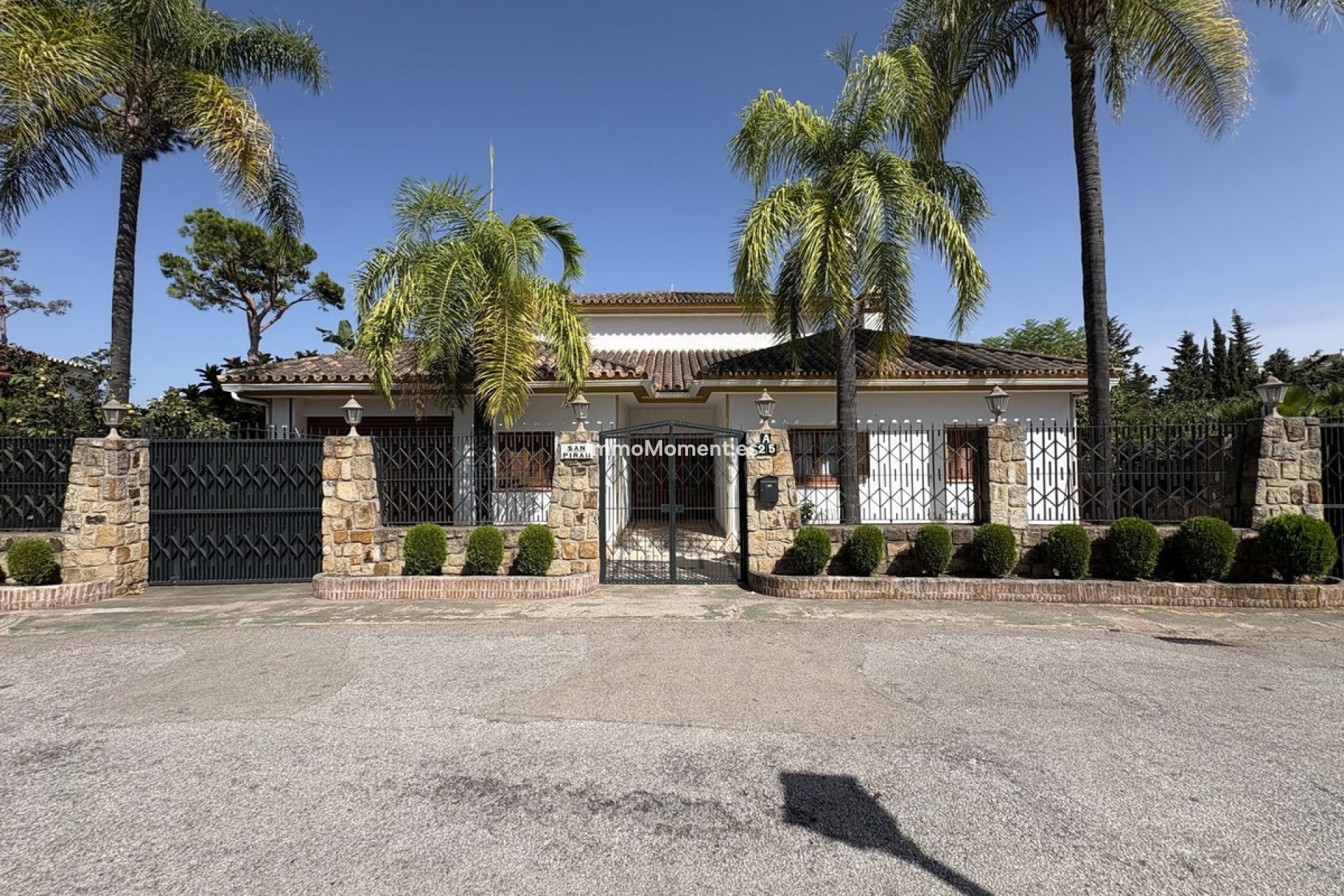 Resale - Detached villa - Marbella - Nueva Andalucía