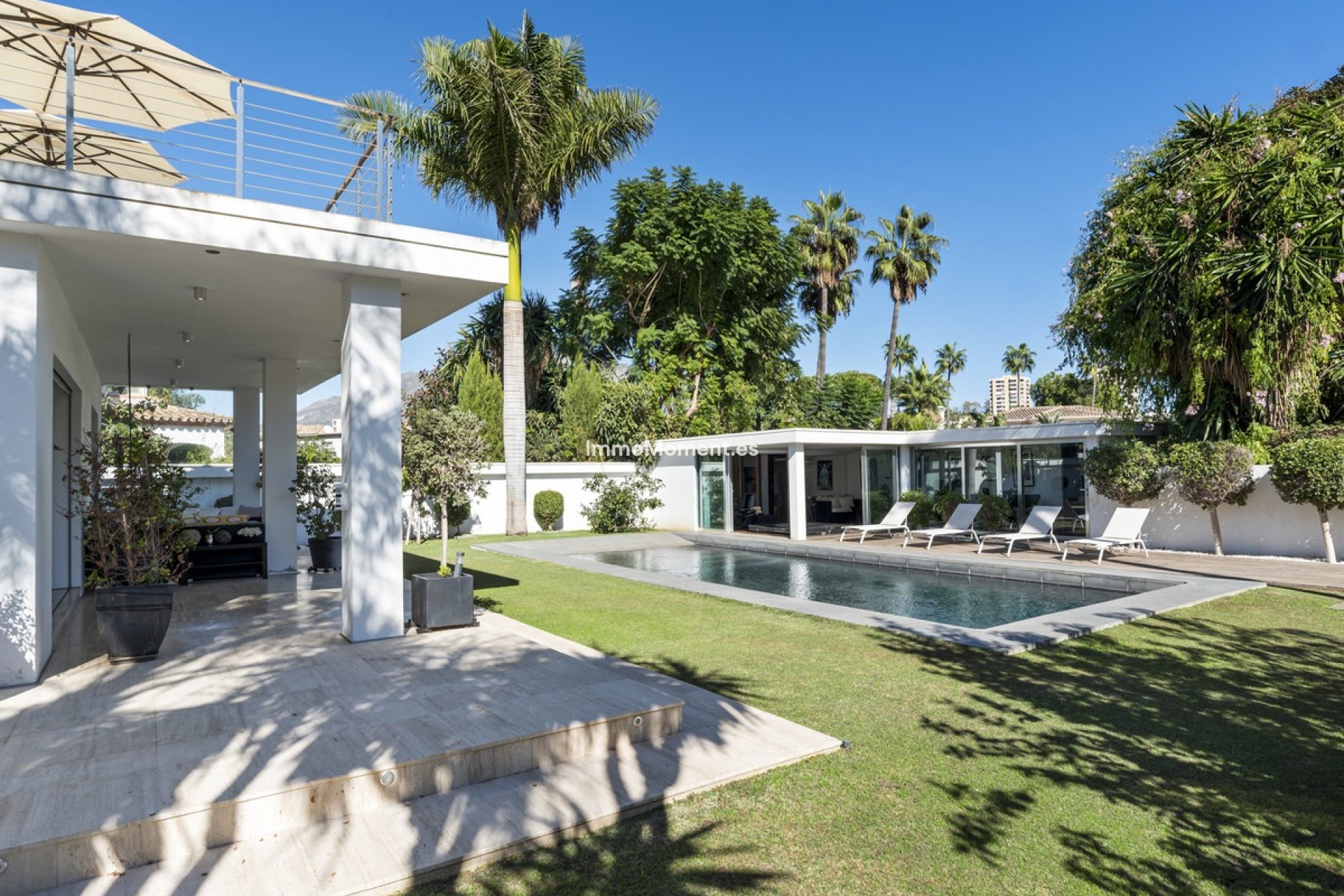 Resale - Detached villa - Marbella - Nueva Andalucía