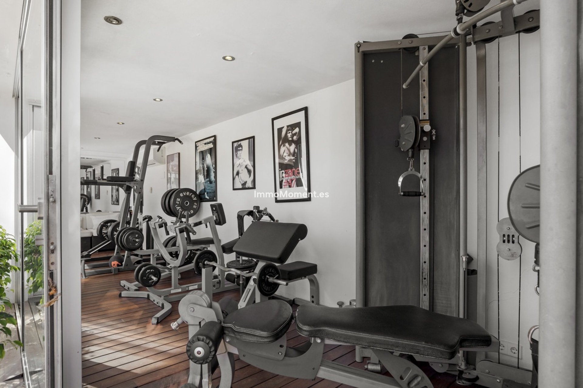Resale - Detached villa - Marbella - Nueva Andalucía