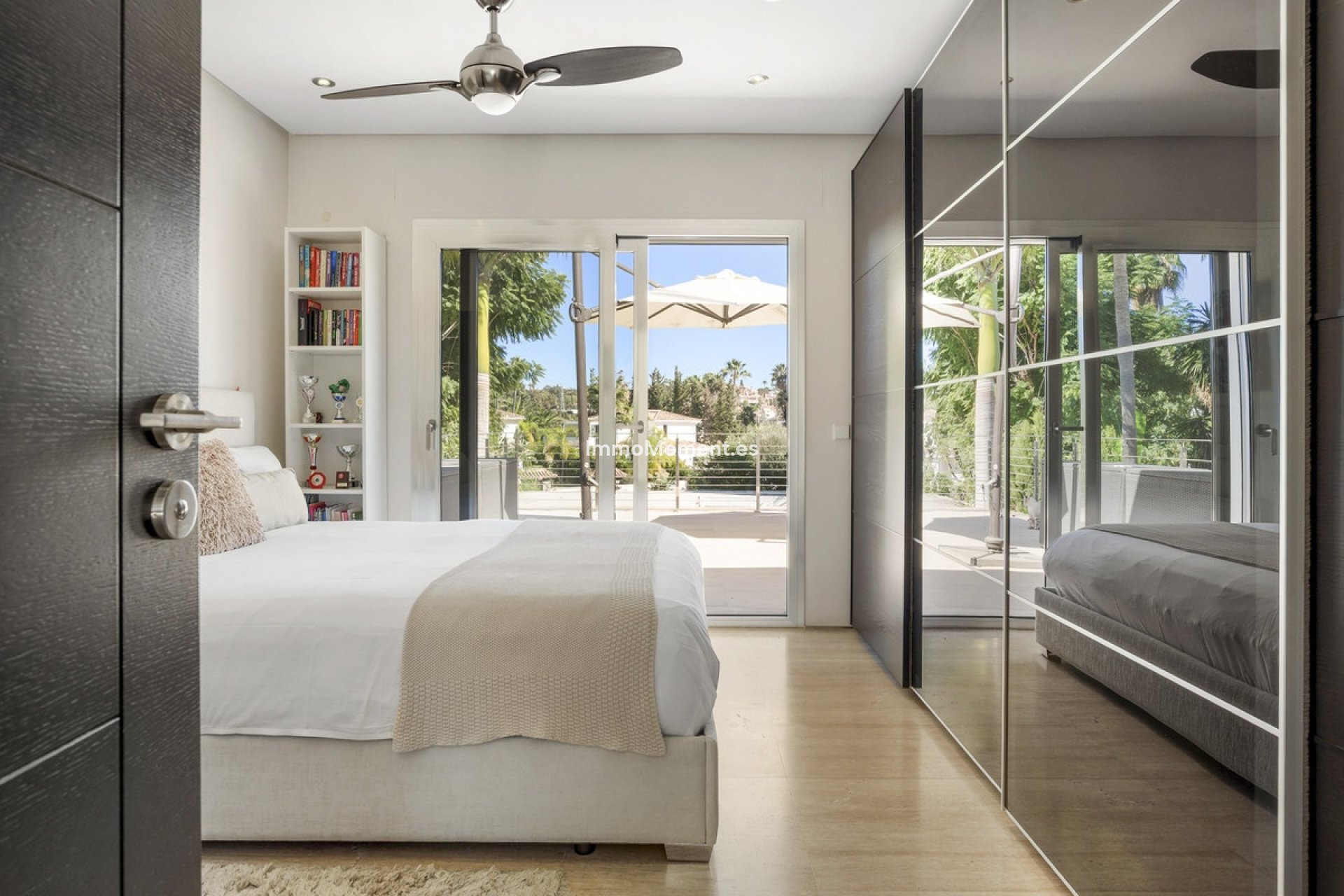 Resale - Detached villa - Marbella - Nueva Andalucía