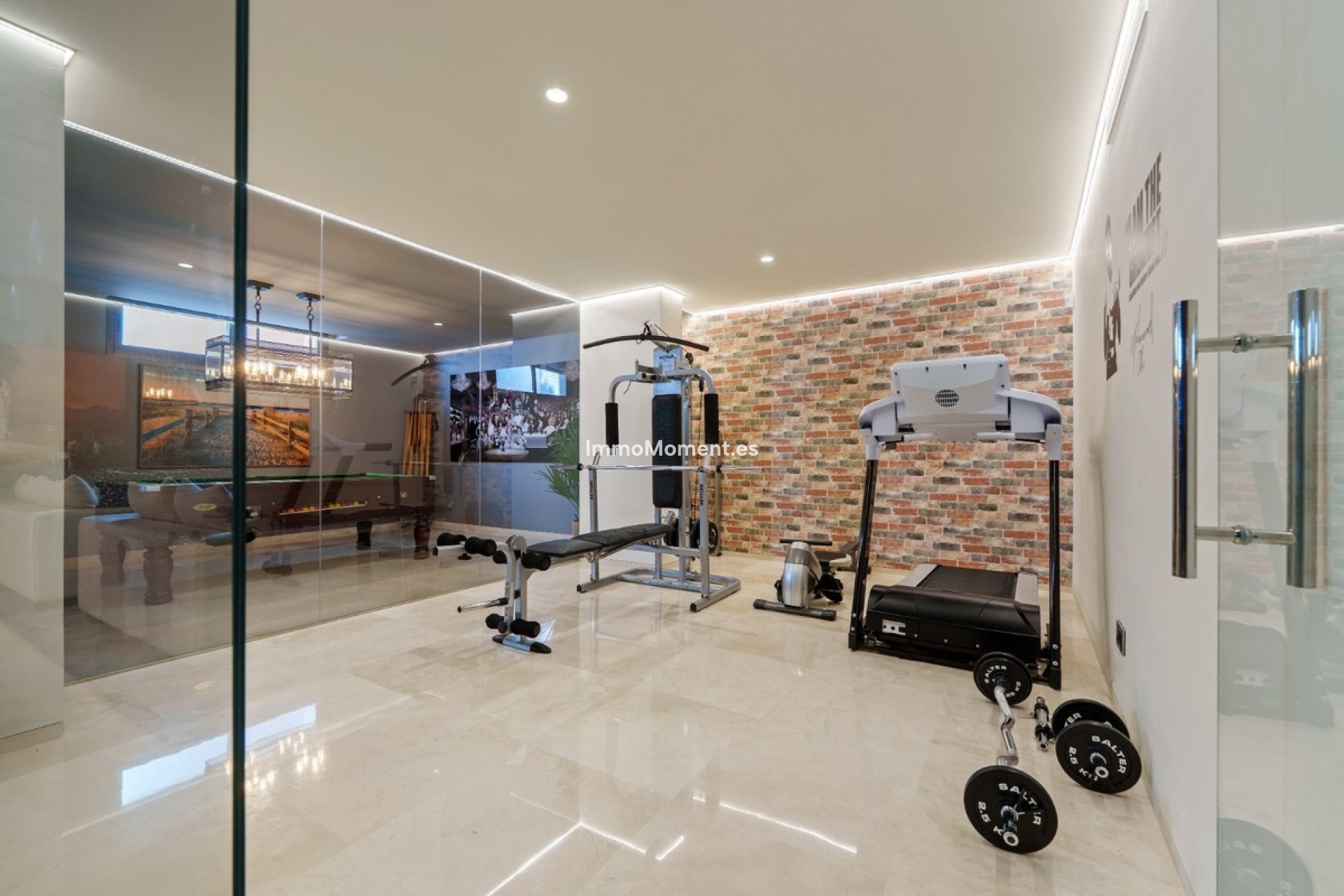Resale - Detached villa - Marbella - Nueva Andalucía